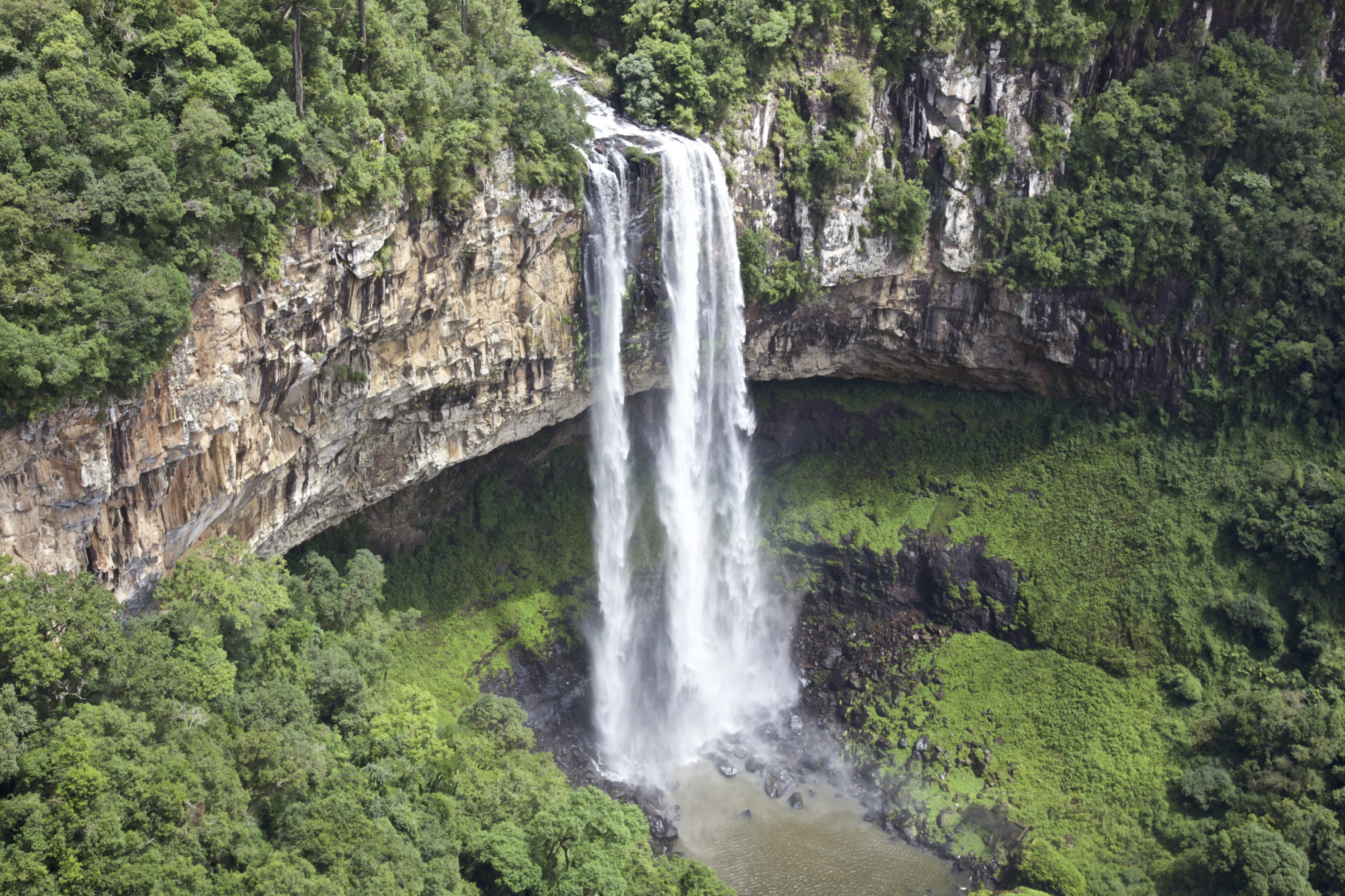 Free download wallpaper Nature, Waterfalls, Waterfall, Earth, Brazil, Caracol Falls on your PC desktop