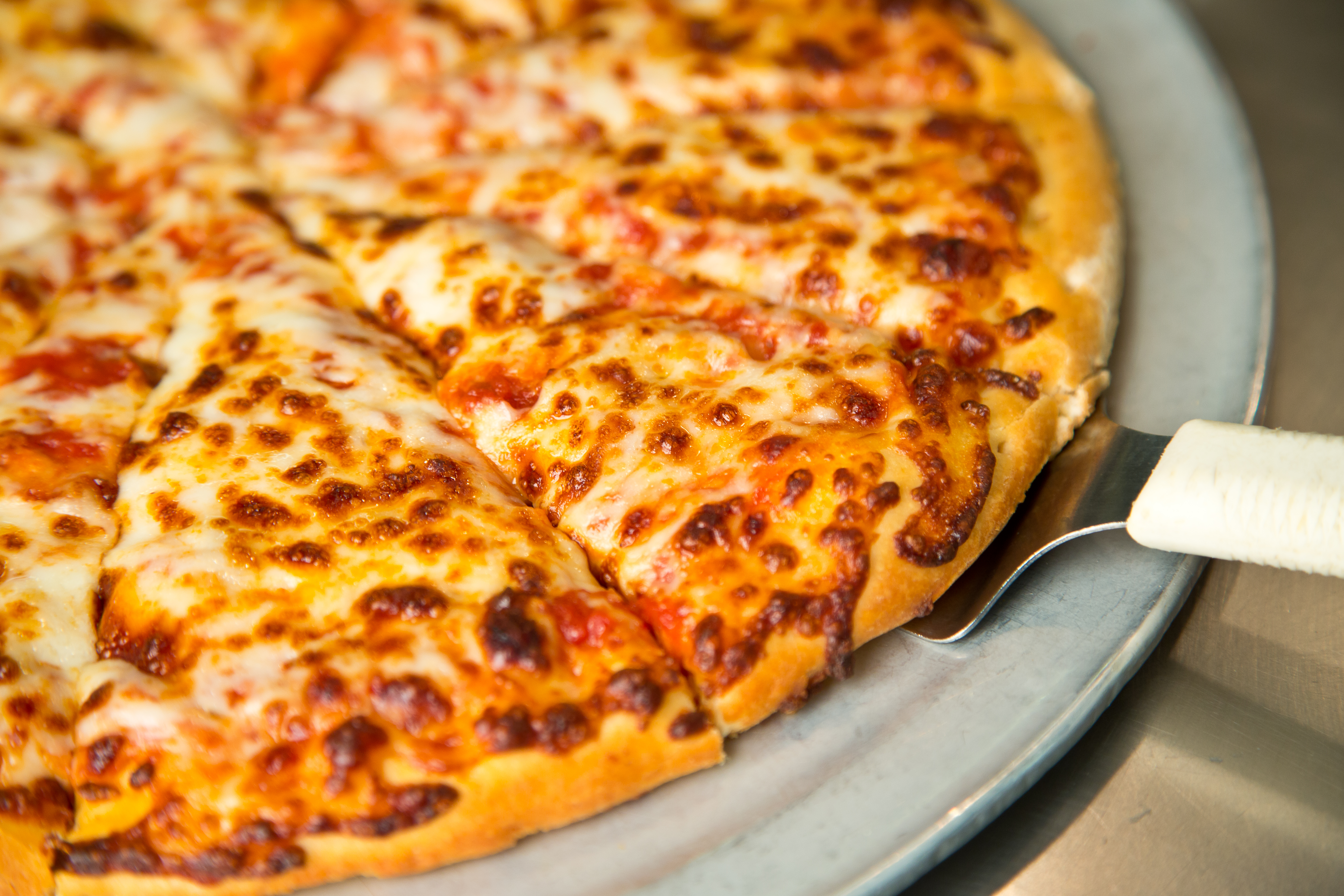 65986 descargar fondo de pantalla comida, pizza, queso, productos de panadería, hornada, 2015, día nacional de la pizza: protectores de pantalla e imágenes gratis