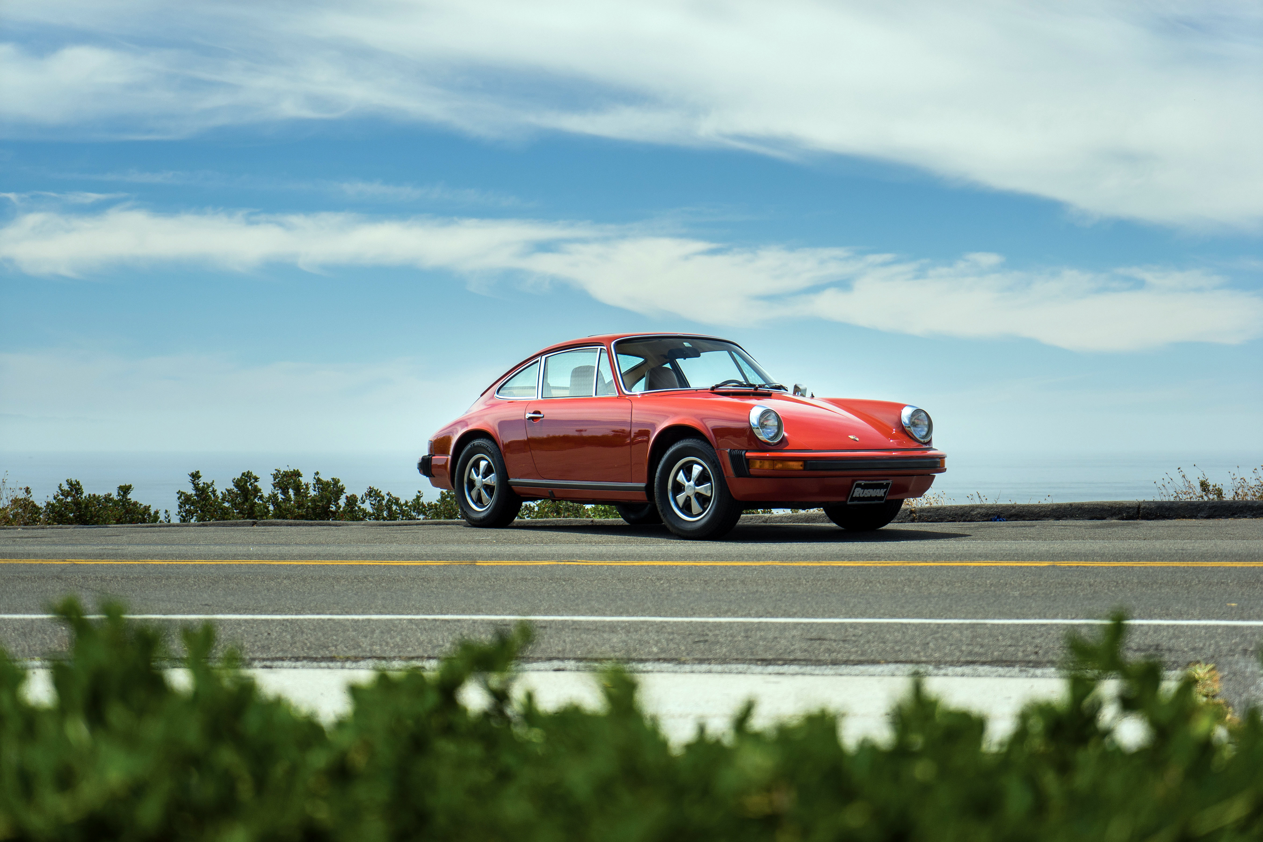 Завантажити шпалери Porsche 912 на телефон безкоштовно