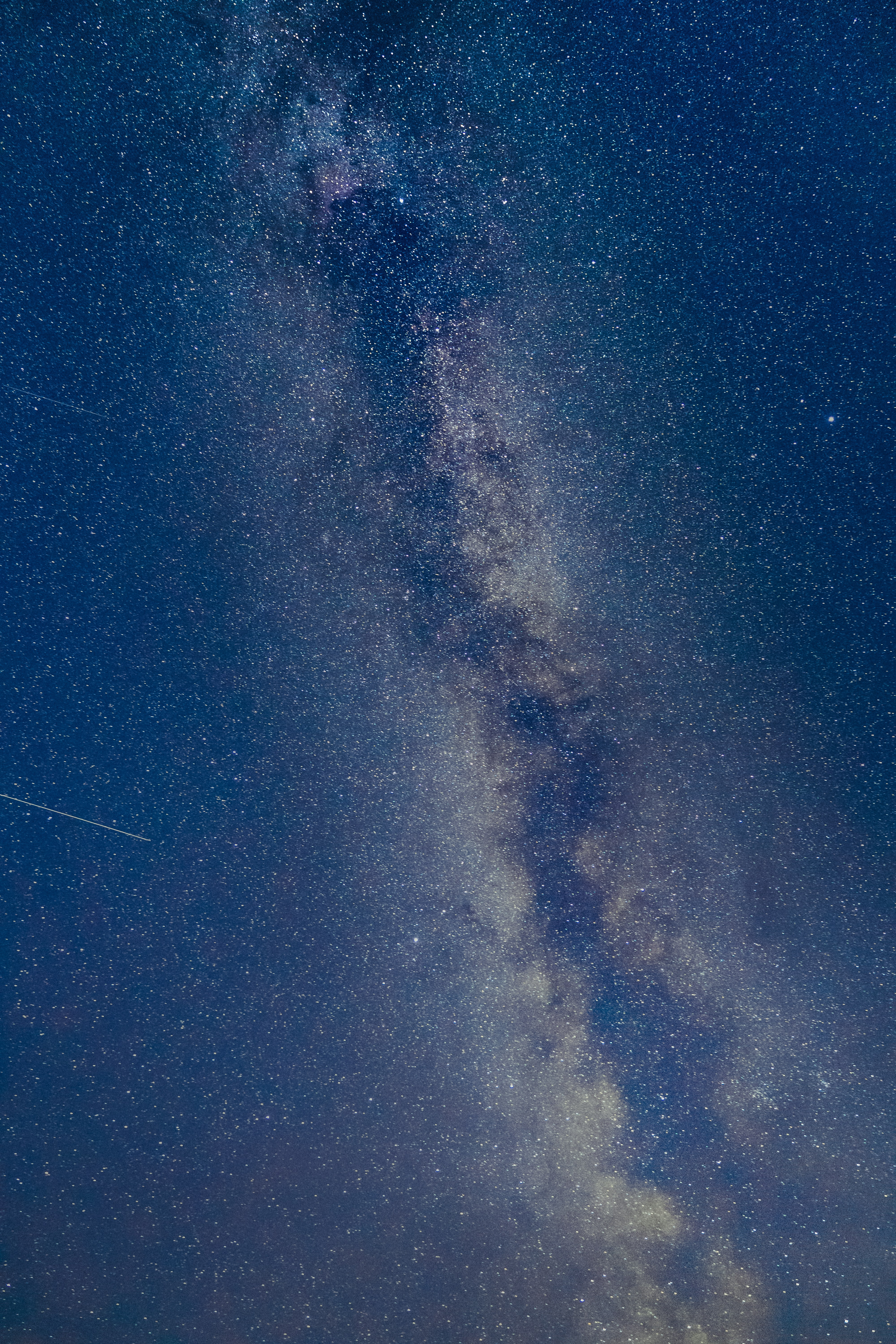 55110 скачать обои звездопад, туманность, космос, темные, звезды, звездное небо - заставки и картинки бесплатно