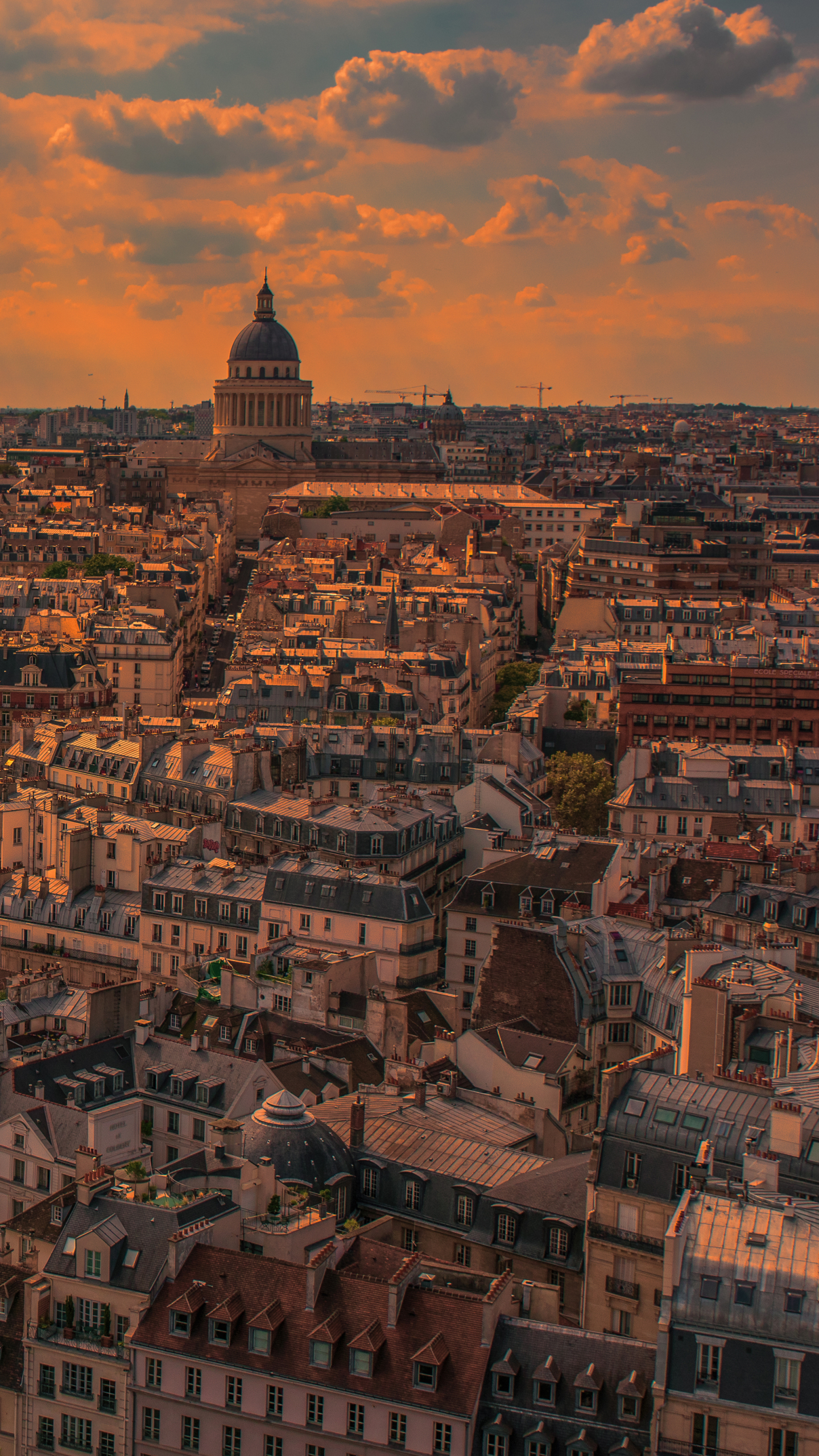 Handy-Wallpaper Städte, Paris, Stadt, Gebäude, Frankreich, Stadtbild, Wolke, Menschengemacht, Großstadt kostenlos herunterladen.