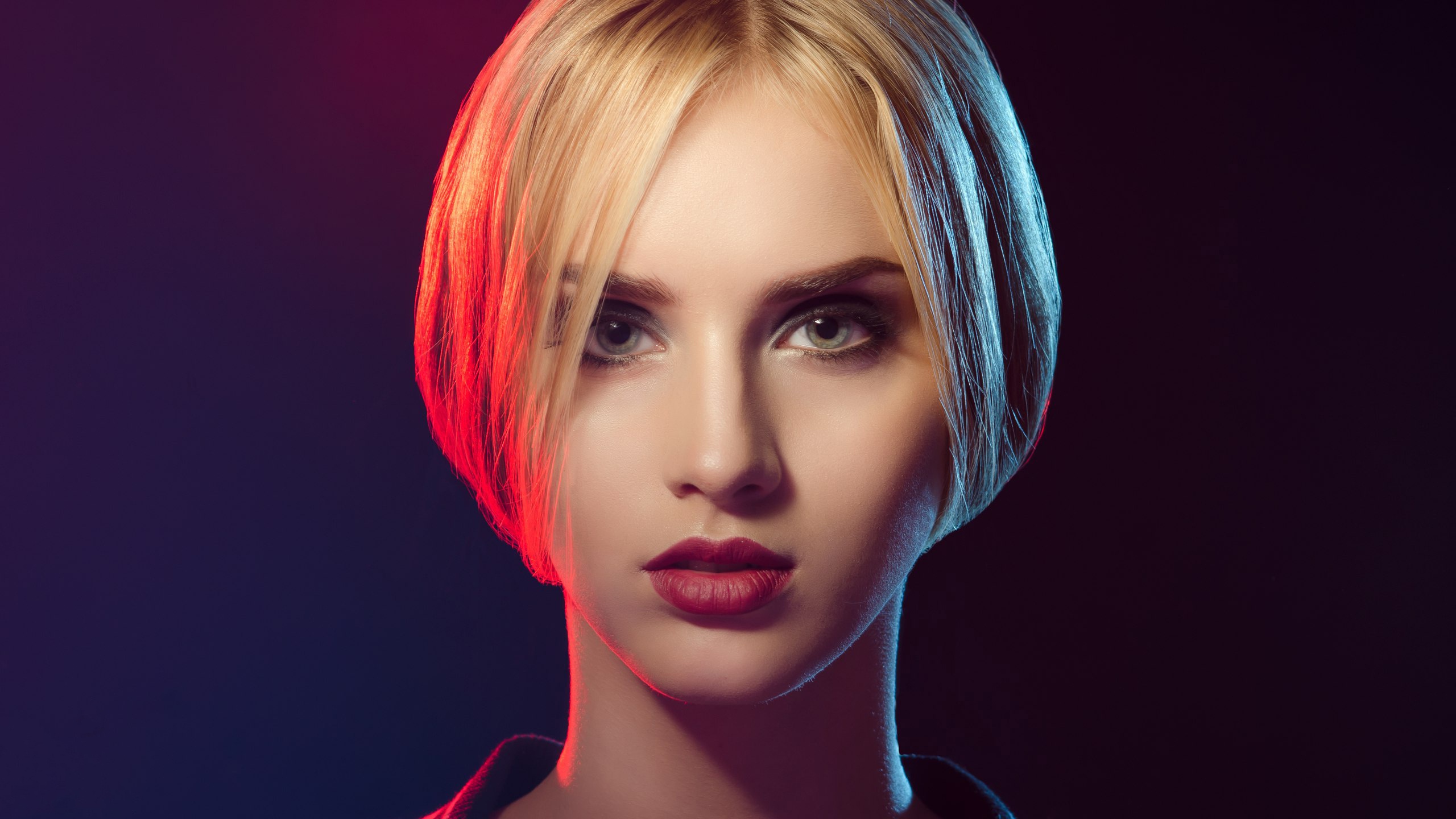 Laden Sie das Gesicht, Modell, Frauen, Blondinen, Kurzes Haar, Lippenstift, Starren-Bild kostenlos auf Ihren PC-Desktop herunter