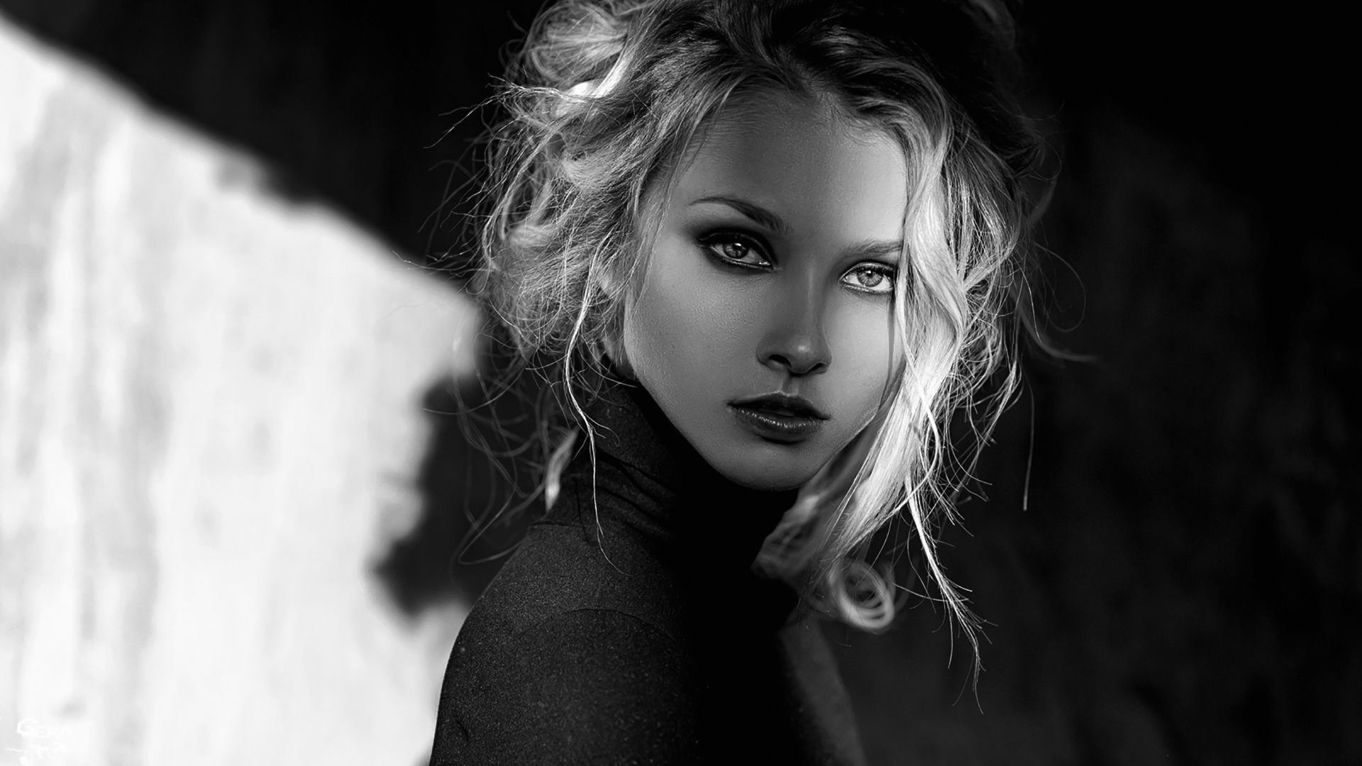 Free download wallpaper Face, Sunny, Model, Women, Black & White on your PC desktop