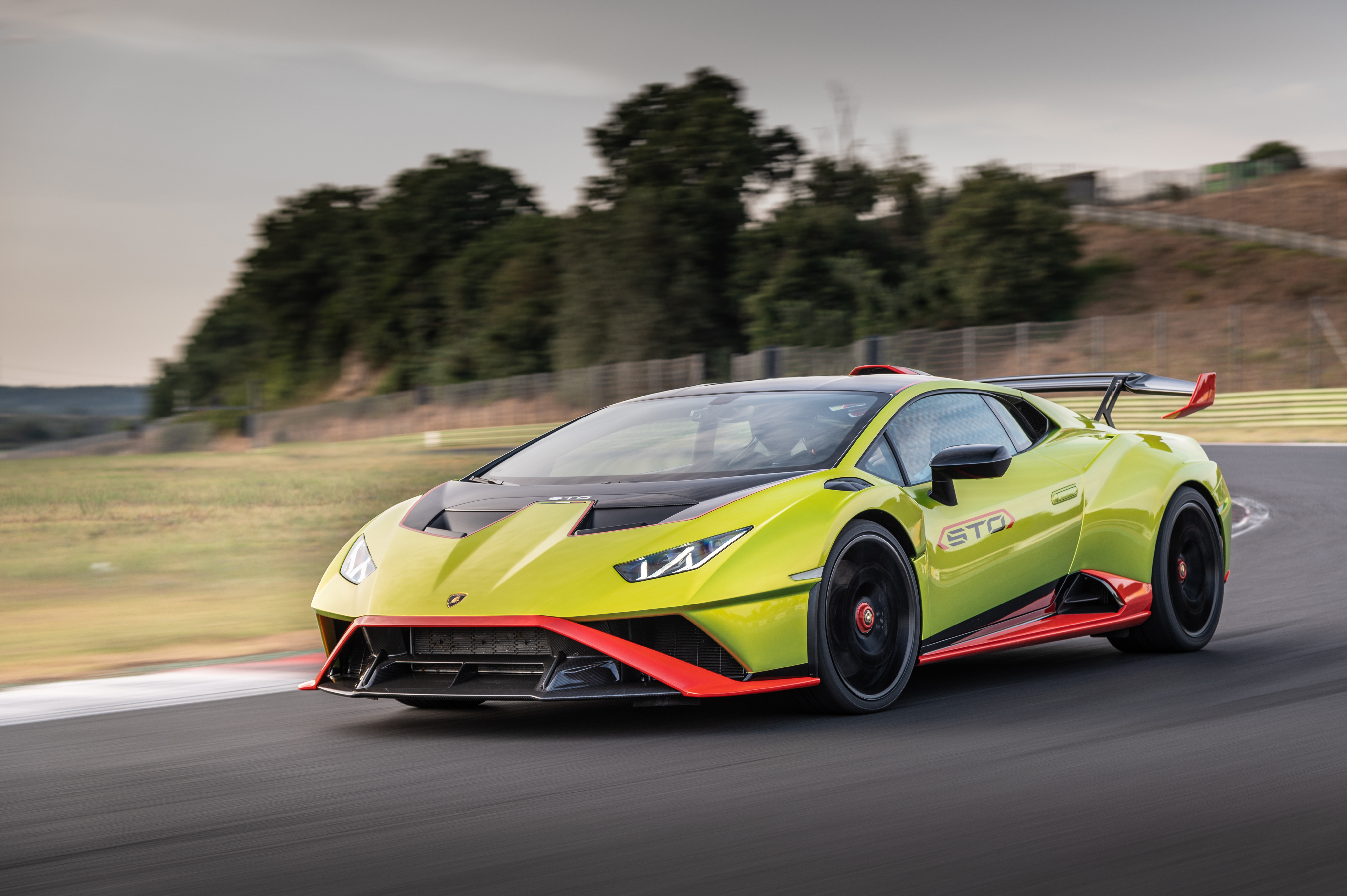 Téléchargez gratuitement l'image Lamborghini, Supercar, Véhicules, Voiture Verte, Lamborghini Huracan Sto sur le bureau de votre PC