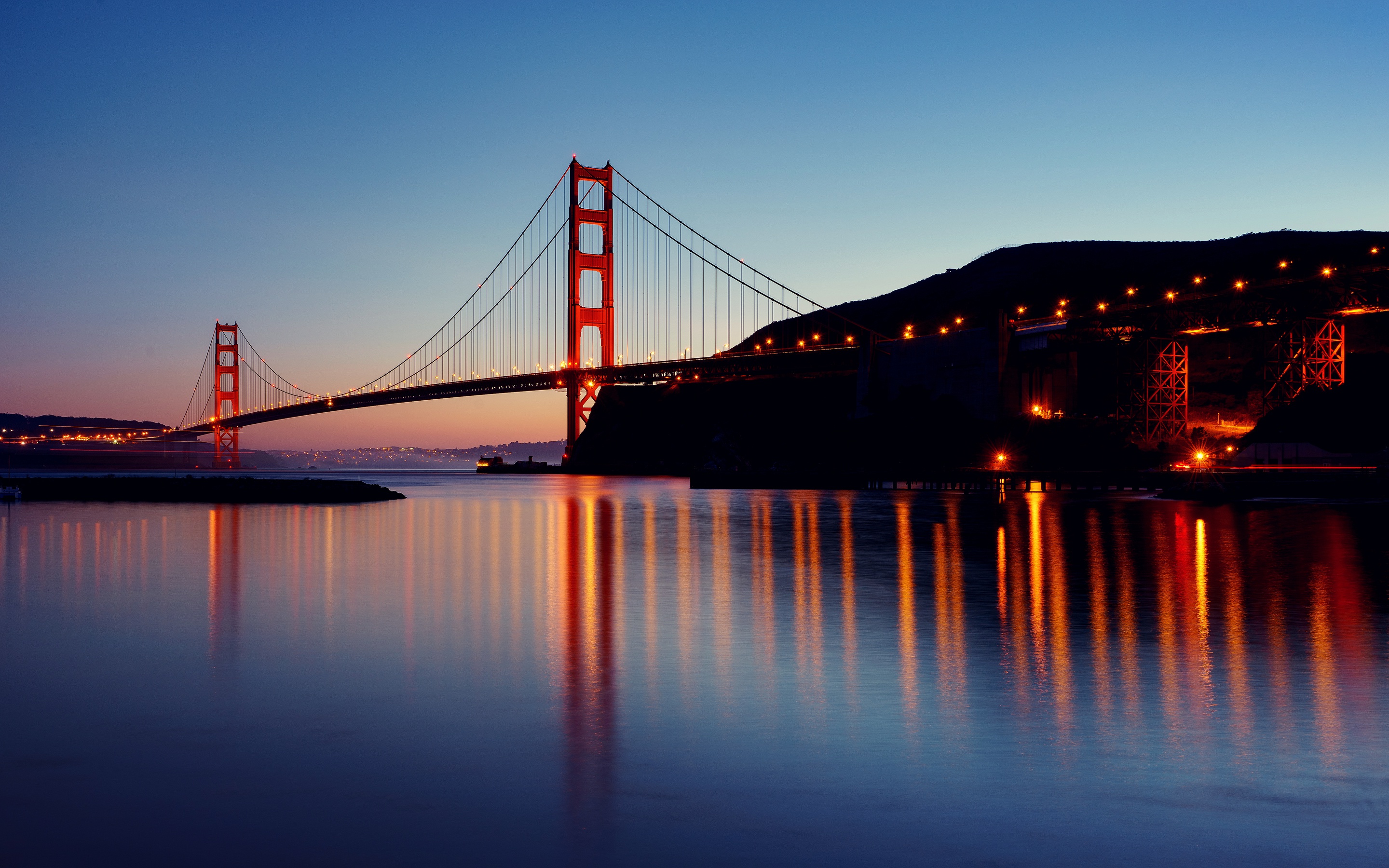 Download mobile wallpaper Bridges, Night, Reflection, Bridge, Golden Gate, Man Made for free.