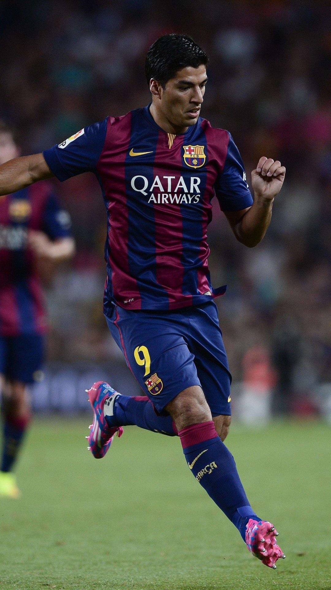Luiz Suarez Vertical Background