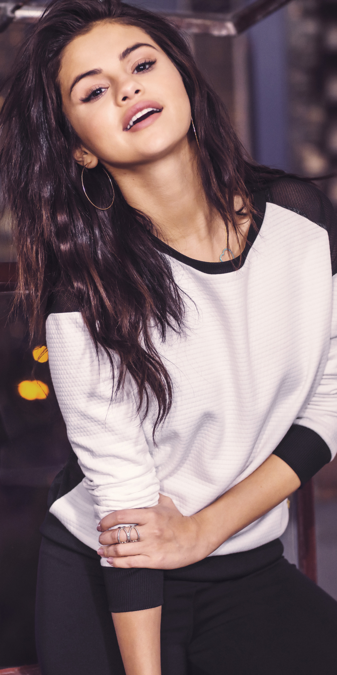 Download mobile wallpaper Music, Selena Gomez, Singer, Long Hair, Actress for free.