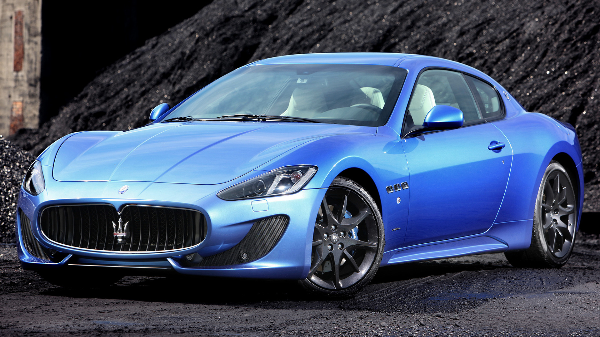 Download mobile wallpaper Maserati, Car, Maserati Granturismo, Vehicles, Grand Tourer for free.