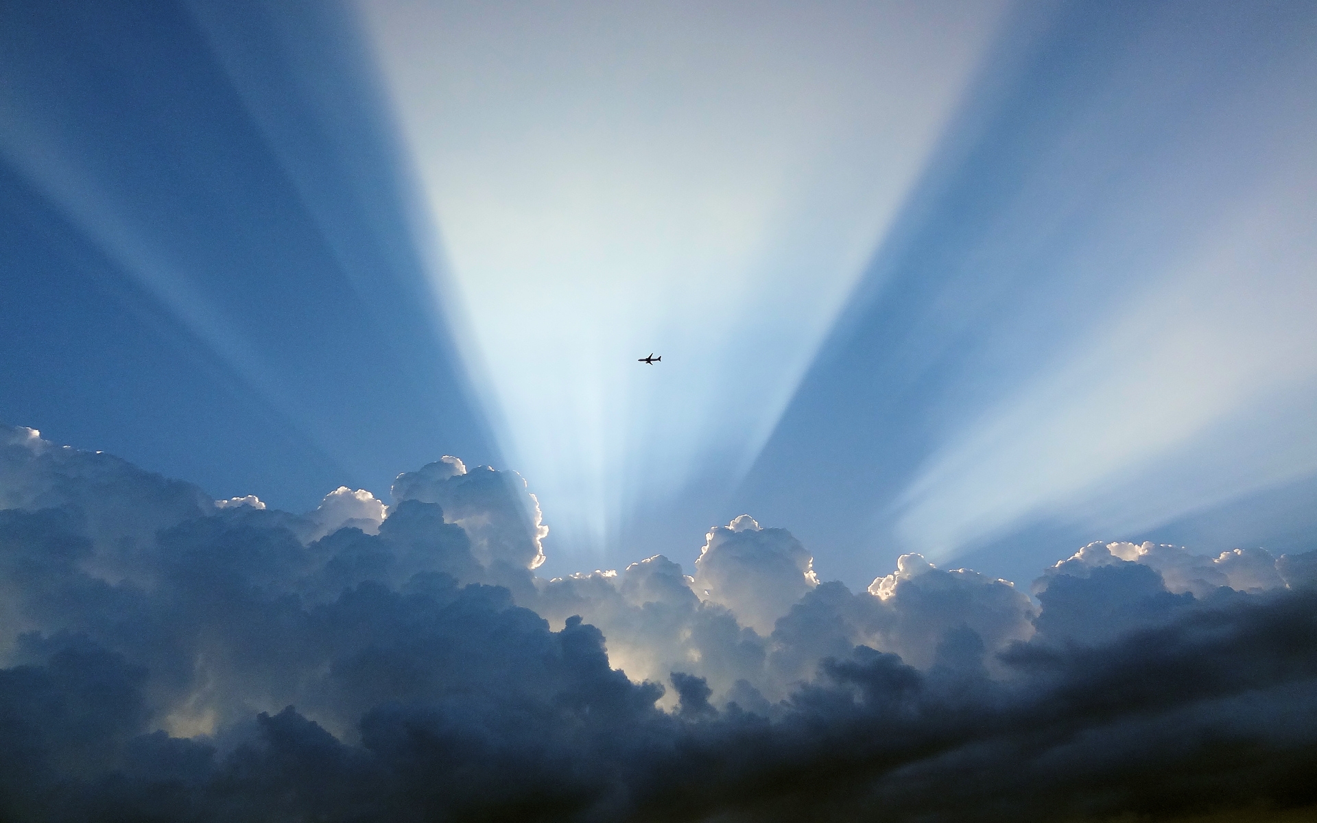 Laden Sie das Flugzeug, Wolke, Himmel, Sonnenstrahl, Erde/natur-Bild kostenlos auf Ihren PC-Desktop herunter