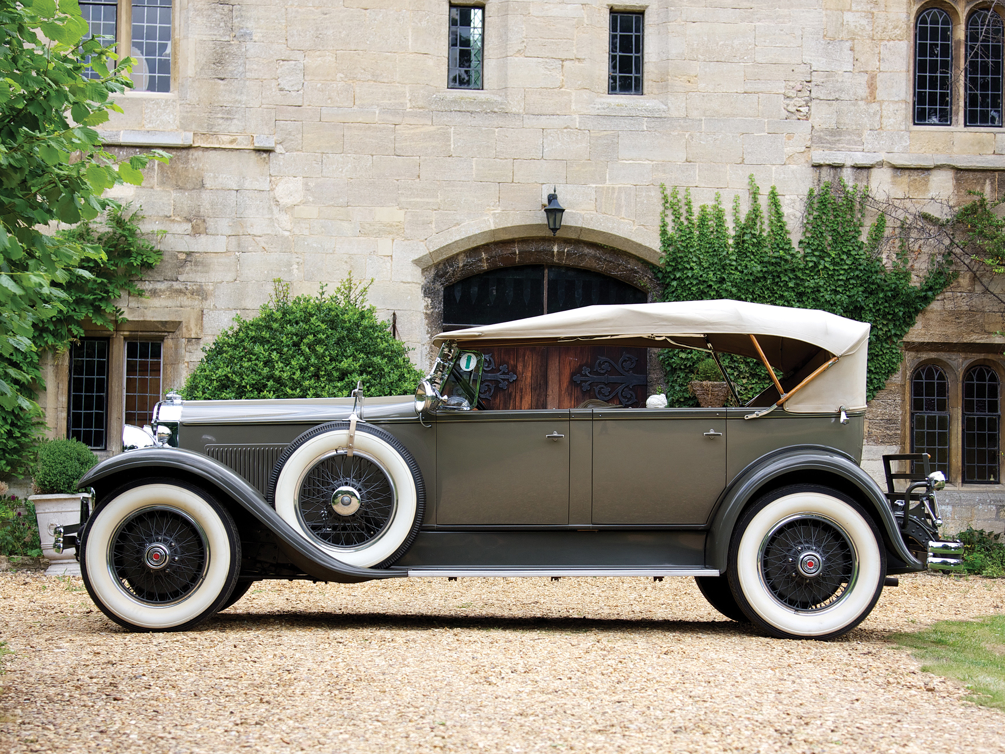 Завантажити шпалери 1930 Packard Standard Eight Roadster на телефон безкоштовно