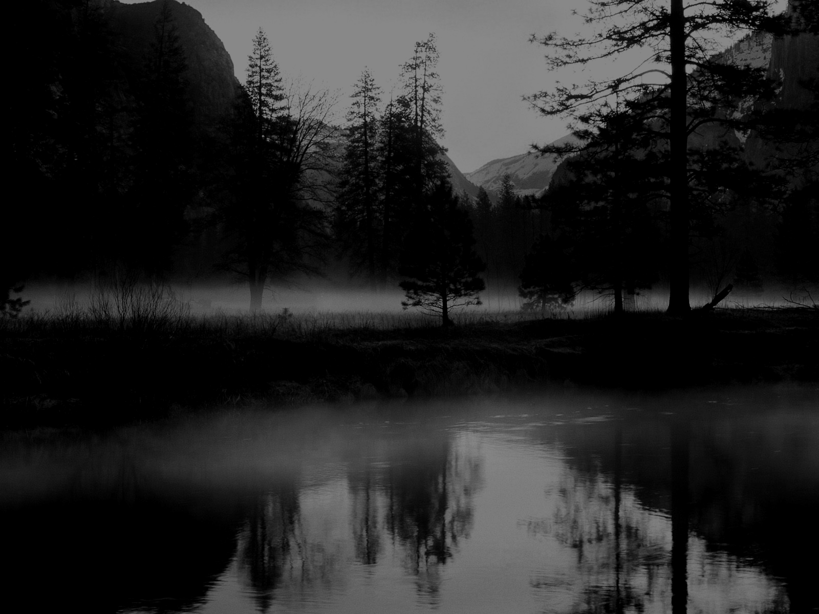 Free download wallpaper Landscape, Reflection, Fog, Earth, Black & White on your PC desktop