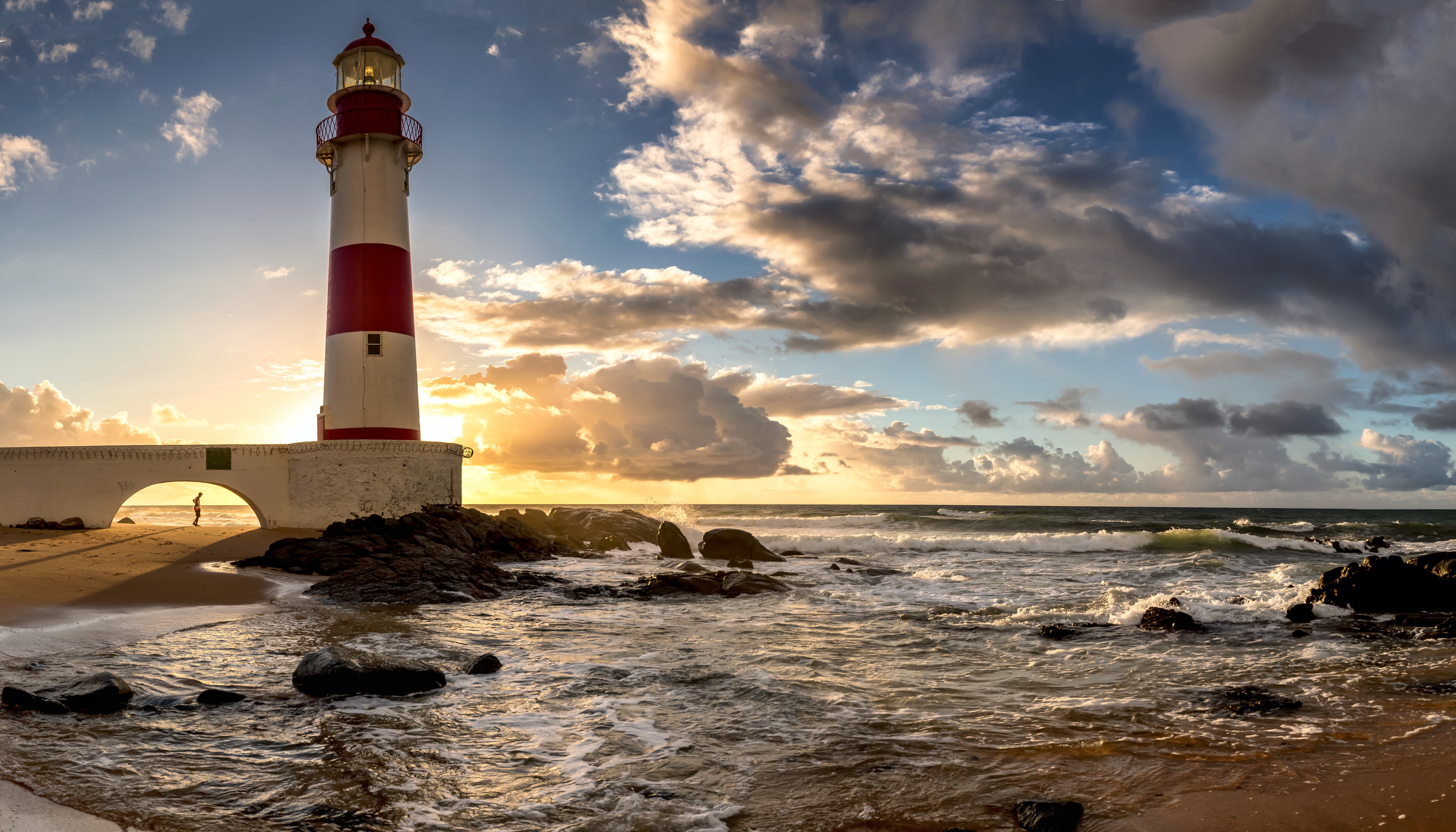 Download mobile wallpaper Sky, Building, Horizon, Ocean, Lighthouse, Cloud, Man Made for free.