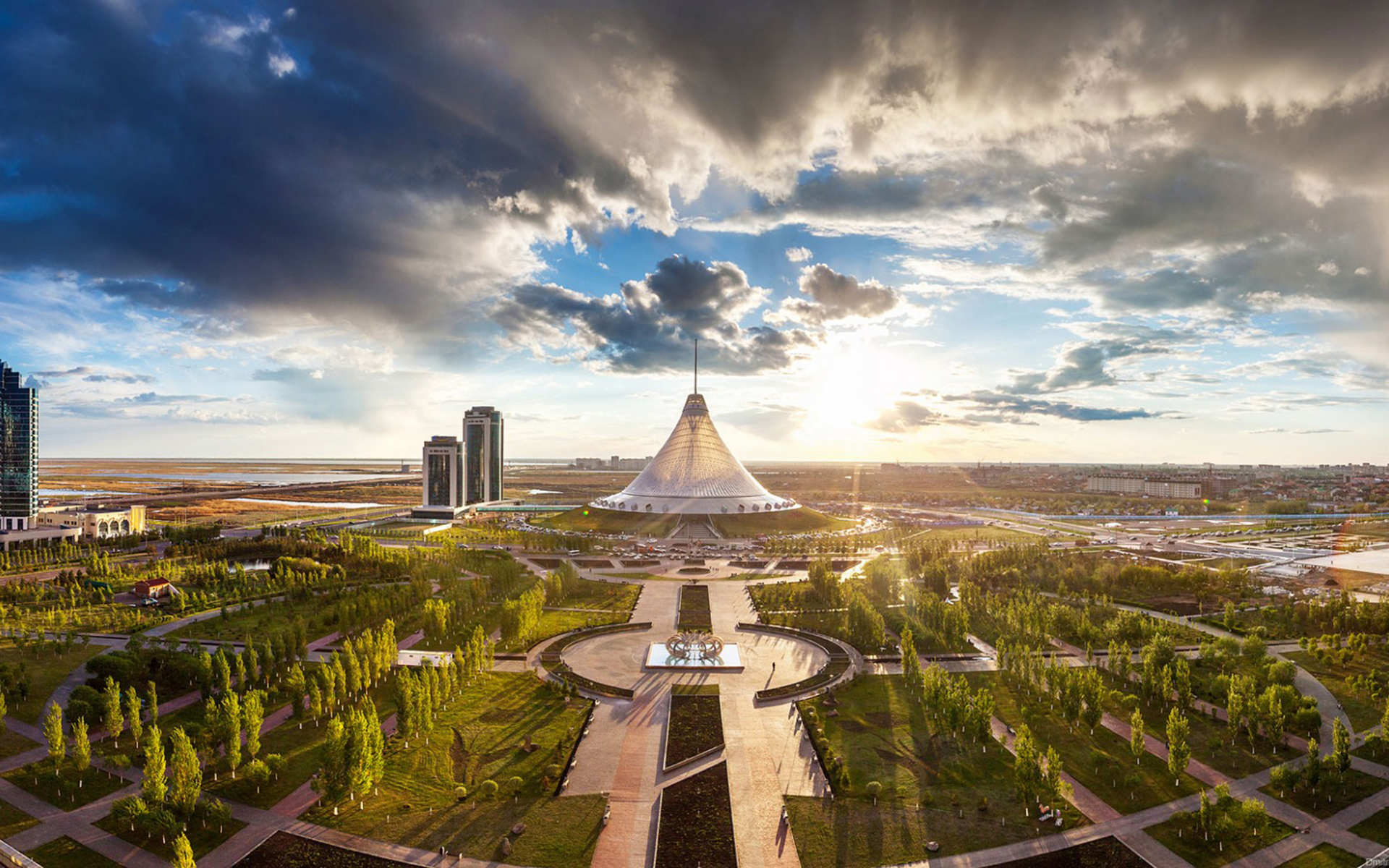 Популярні заставки і фони Астана на комп'ютер