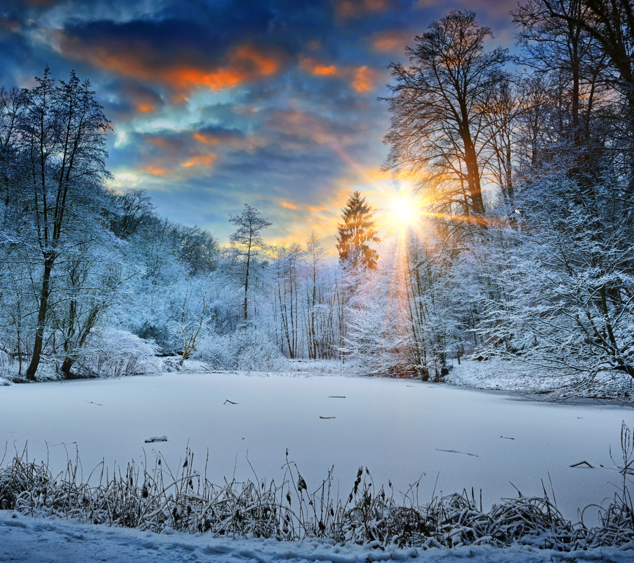 Descarga gratis la imagen Invierno, Nieve, Atardecer, Tierra/naturaleza, Puesta De Sol en el escritorio de tu PC