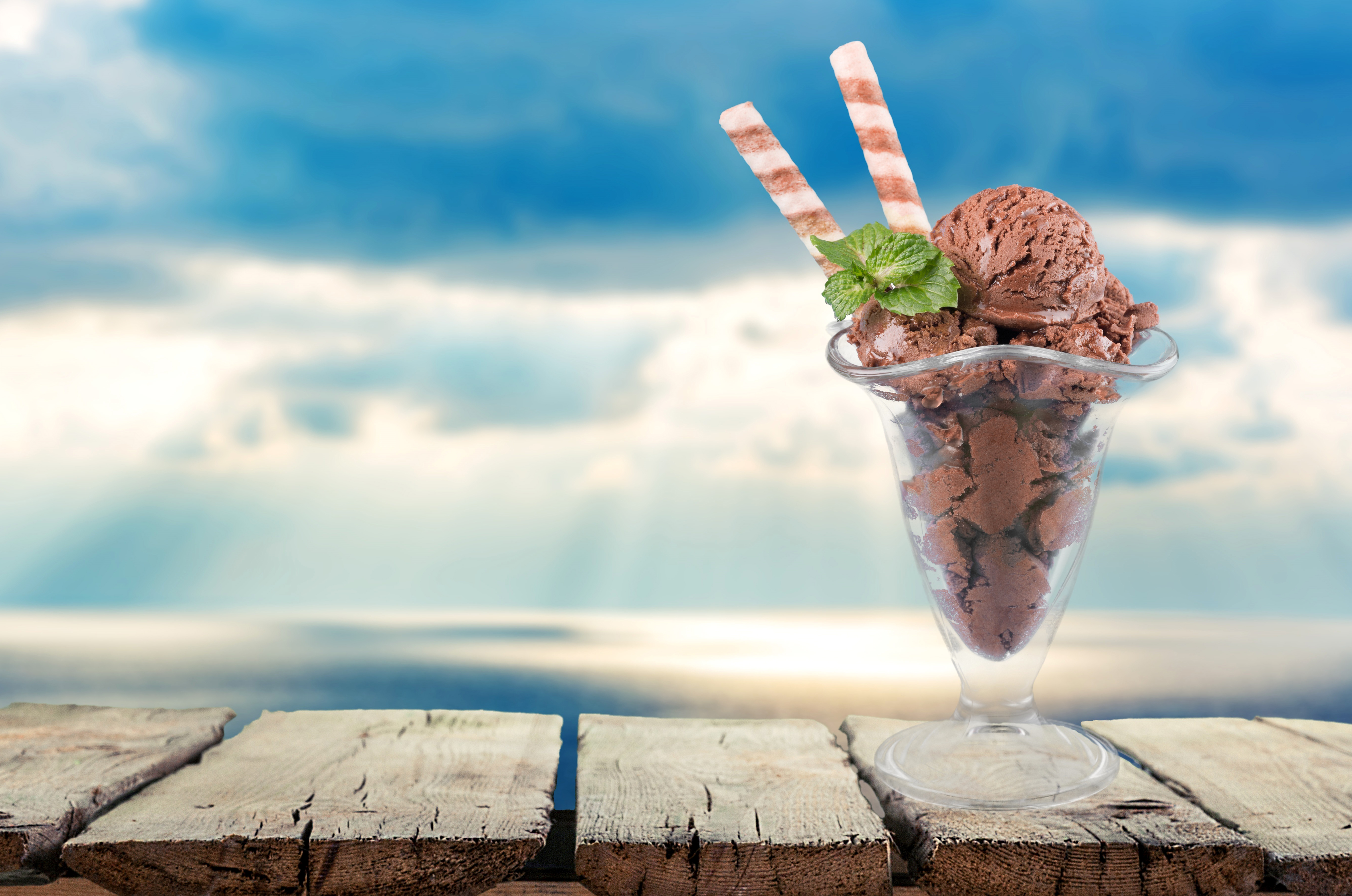 Download mobile wallpaper Food, Ice Cream, Horizon, Ocean for free.