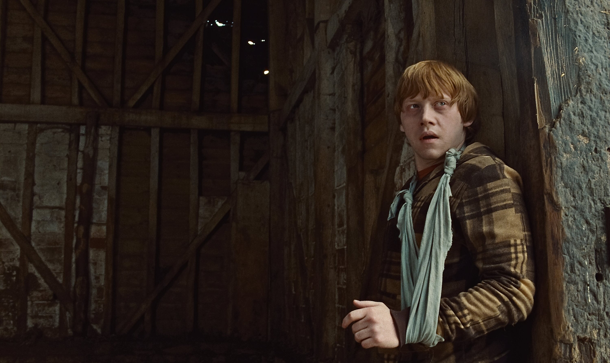 Baixar papel de parede para celular de Harry Potter, Filme, Harry Potter E As Relíquias Da Morte: Parte 1, Ron Weasley gratuito.