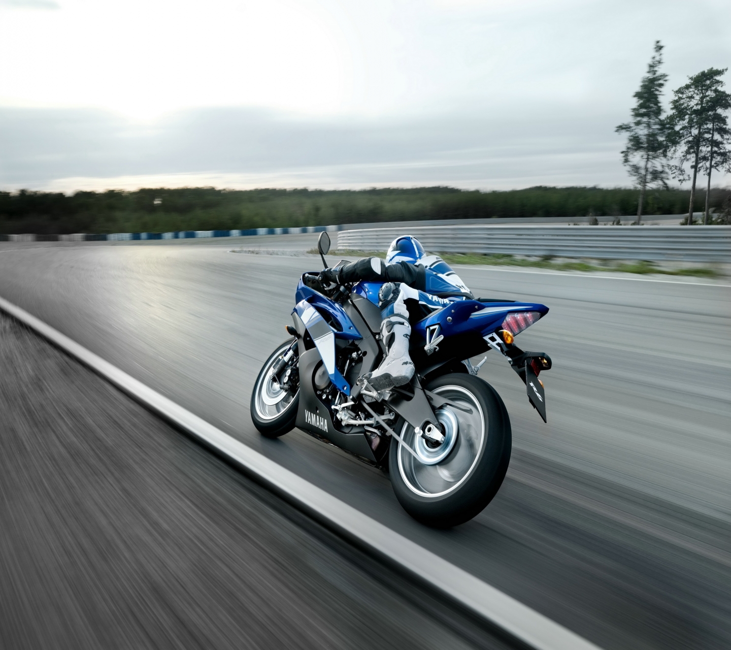 Descarga gratuita de fondo de pantalla para móvil de Carreras, Motocicleta, Motociclismo, Deporte.