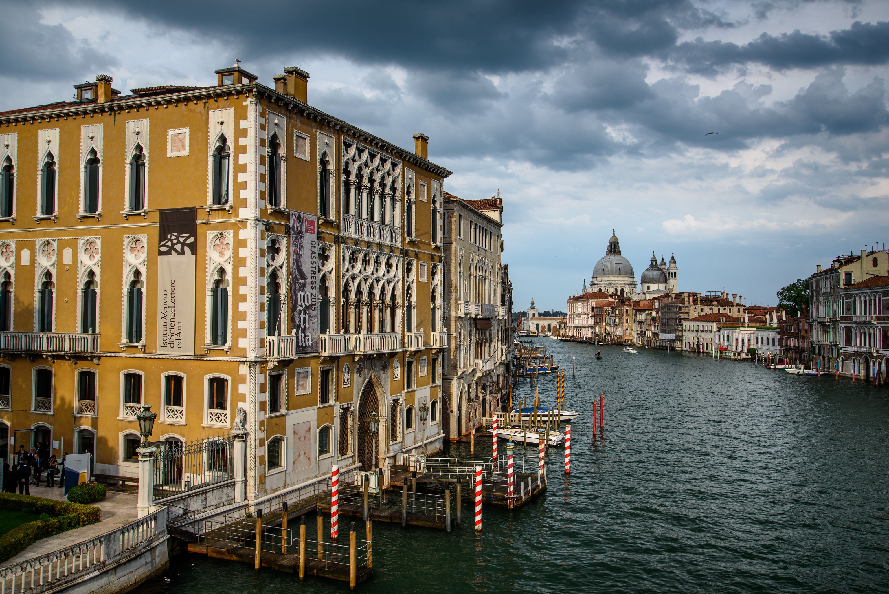 Téléchargez des papiers peints mobile Italie, Venise, Grand Canal, Religieux, Cathédrale Santa Maria Della Salute, Cathédrales gratuitement.
