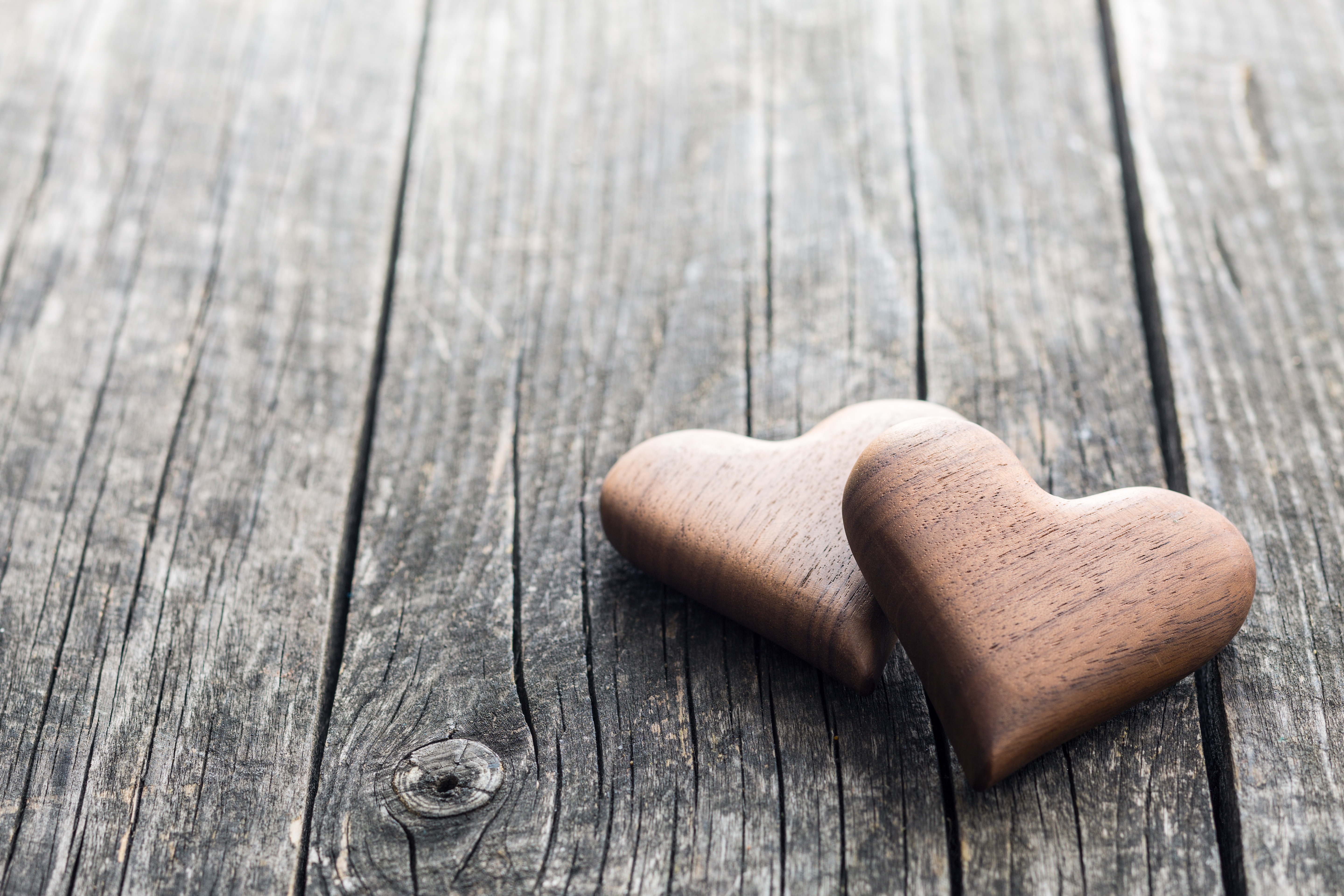 Download mobile wallpaper Love, Wood, Heart, Artistic for free.