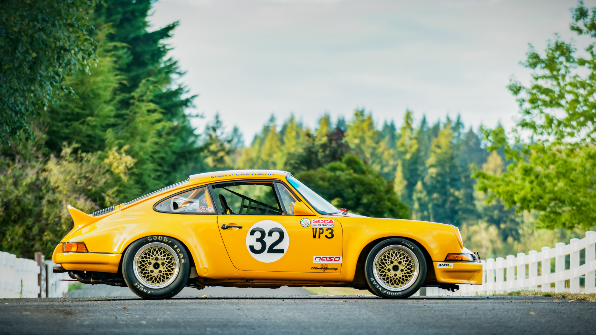 Los mejores fondos de pantalla de Porsche 911S para la pantalla del teléfono