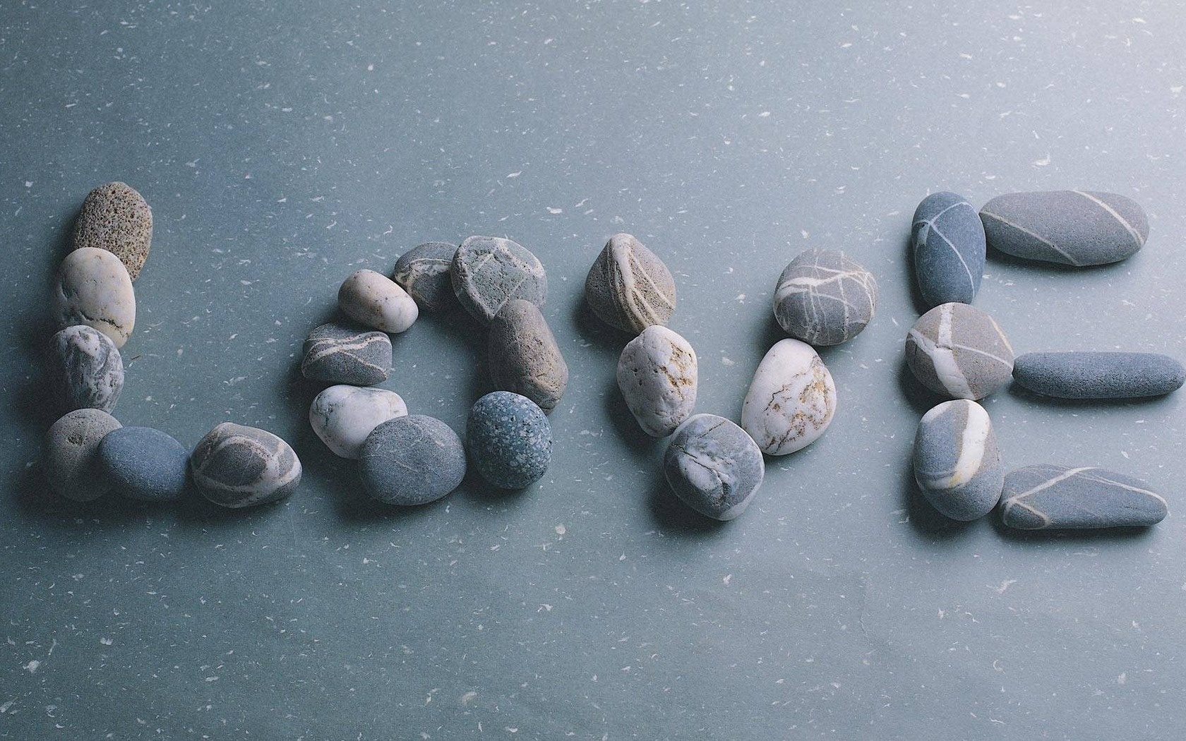 Free download wallpaper Stones, Objects, Love on your PC desktop