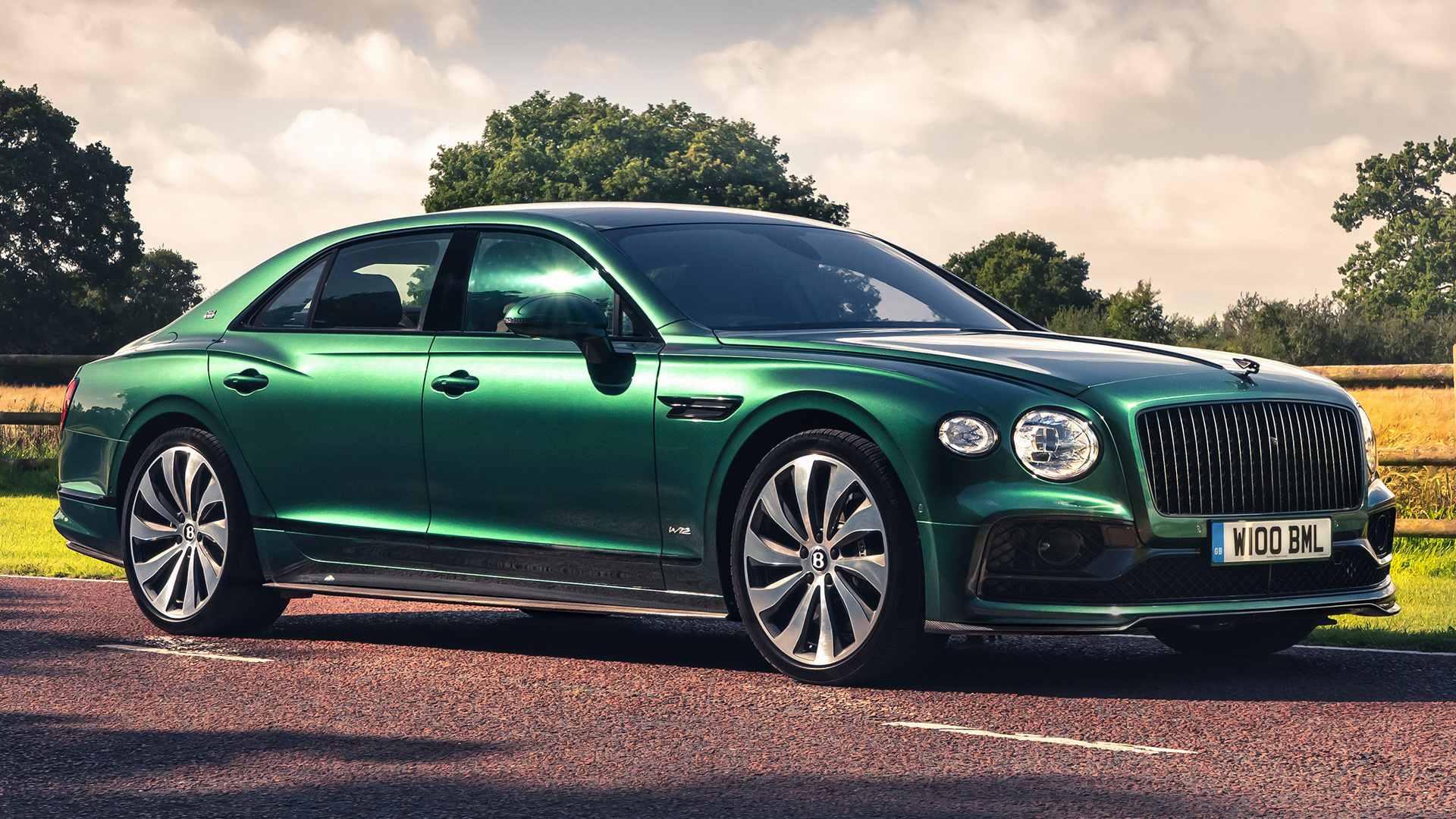 Download mobile wallpaper Car, Sedan, Vehicles, Green Car, Full Size Car, Bentley Flying Spur Styling Specification for free.