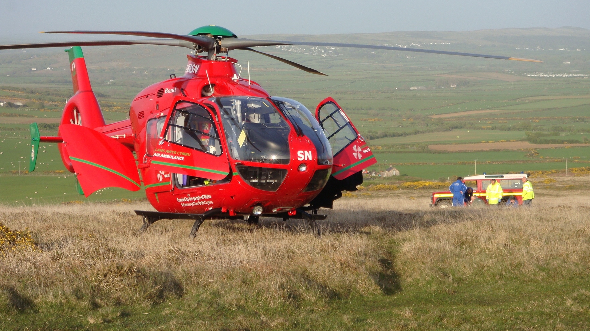 vehicles, ambulance, eurocopter ec135