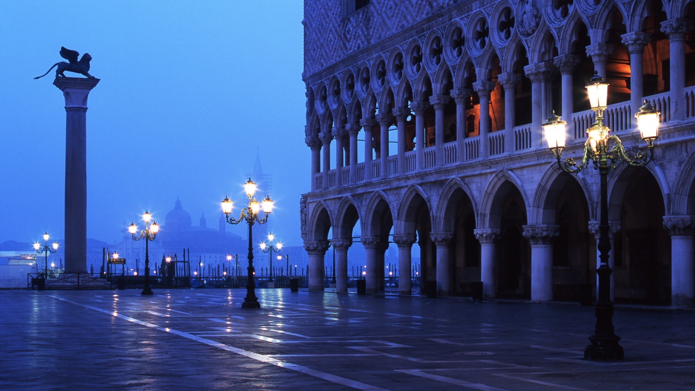 Скачать картинку Пьяцца, Венеция, Италия, Города, Сделано Человеком в телефон бесплатно.