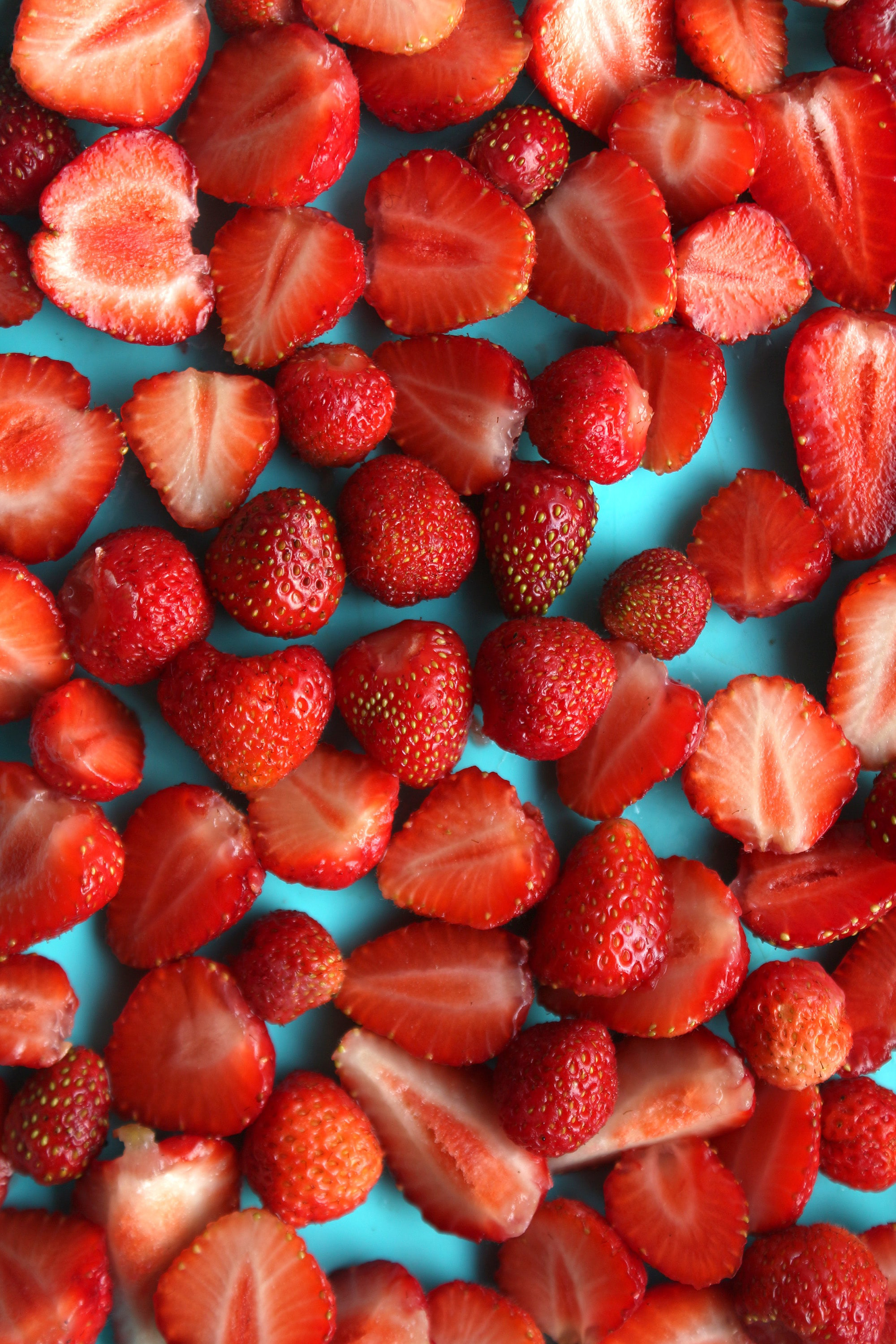 strawberry, food, berries, red, lobules, slices Full HD
