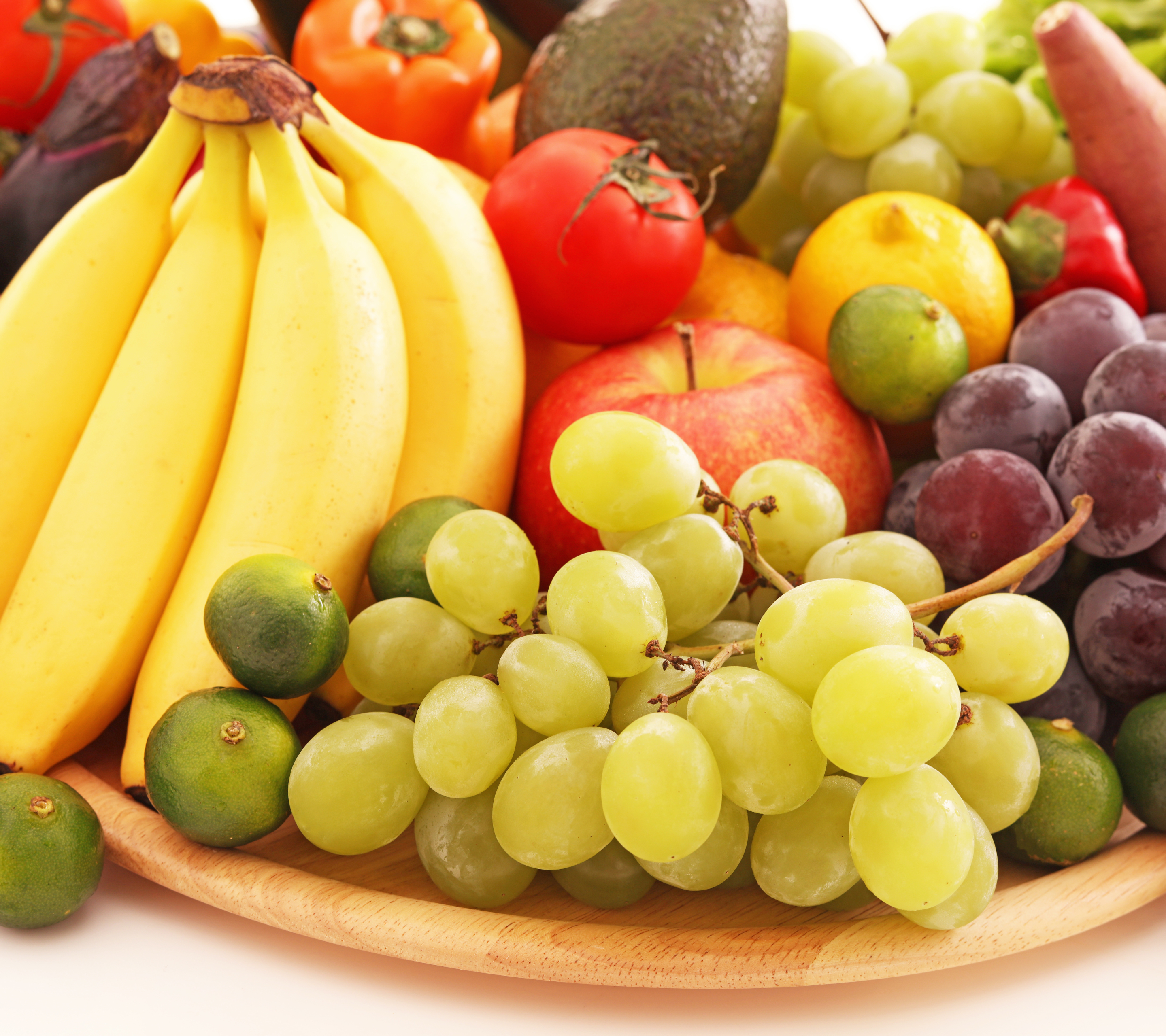 1115733 Bild herunterladen nahrungsmittel, früchte & gemüse, gemüse, banane, obst, frucht, apfel, trauben, früchte - Hintergrundbilder und Bildschirmschoner kostenlos