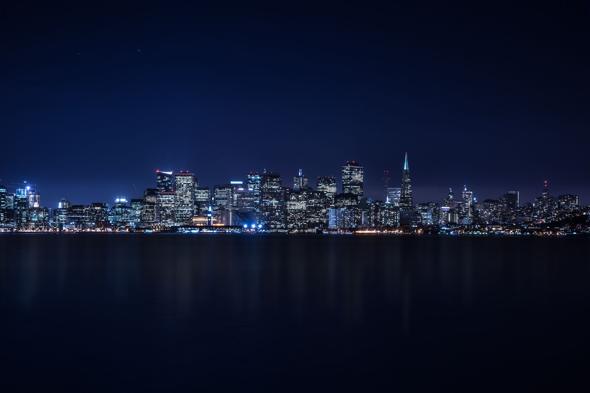 Laden Sie das Städte, Wolkenkratzer, Gebäude, San Francisco, Nacht, Vereinigte Staaten Von Amerika, Menschengemacht, Großstadt-Bild kostenlos auf Ihren PC-Desktop herunter