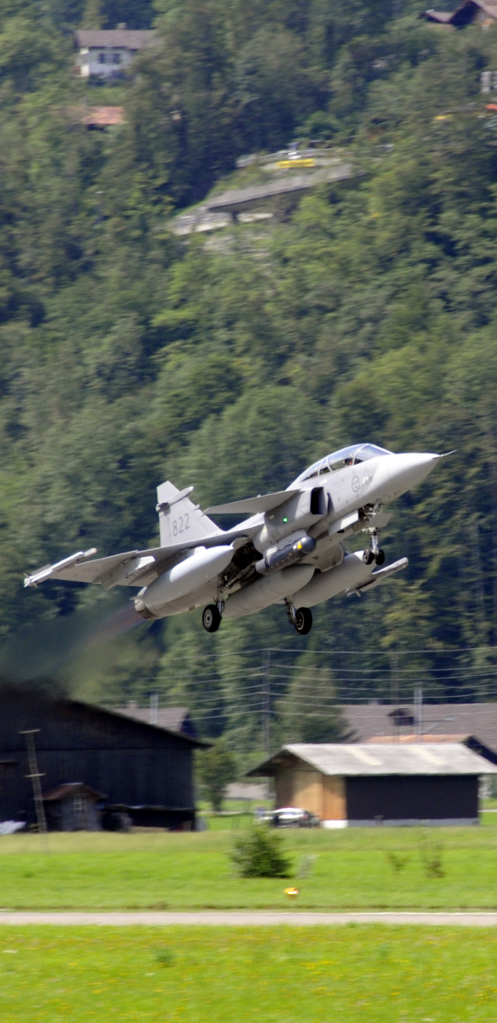 Скачати мобільні шпалери Військовий, Saab Jas 39 Gripen, Реактивні Винищувачі безкоштовно.