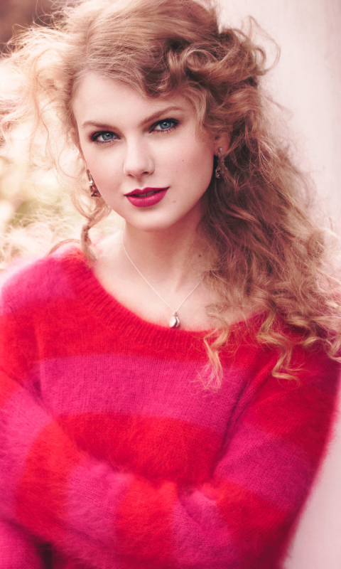 Download mobile wallpaper Music, Blur, Singer, Blonde, Earrings, Blue Eyes, American, Taylor Swift, Lipstick for free.