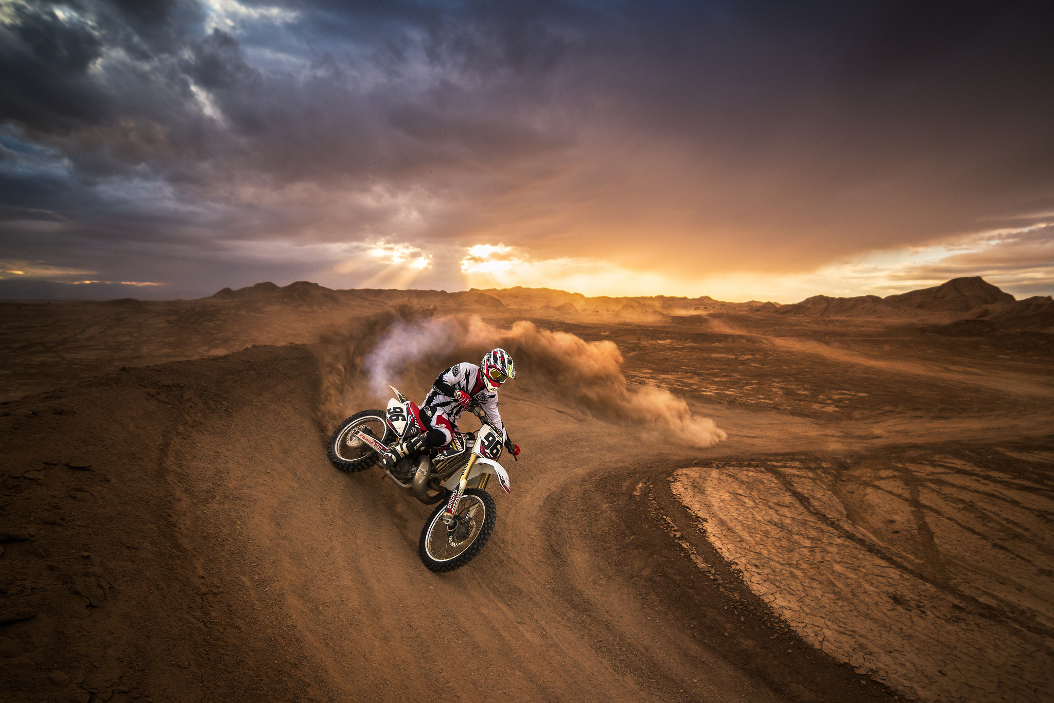 740033 baixar papel de parede motocross, esportes, sujeira, paisagem, motocicleta - protetores de tela e imagens gratuitamente