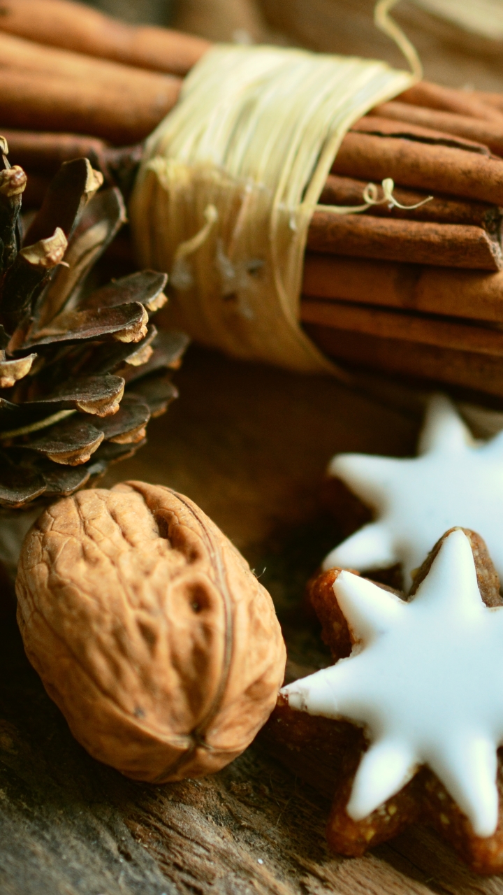 Download mobile wallpaper Food, Cinnamon, Christmas, Star, Nut, Cookie for free.