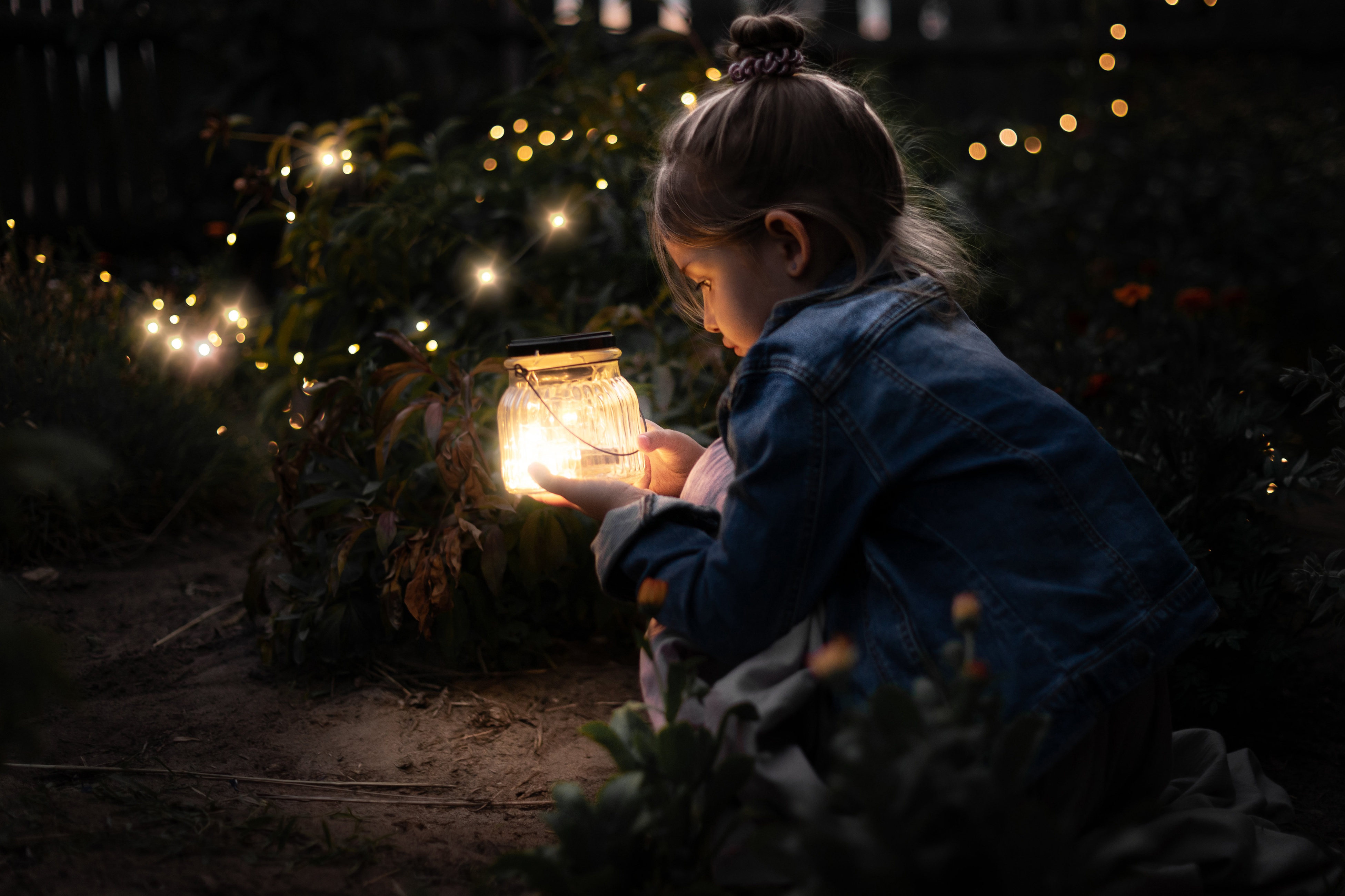 Téléchargez gratuitement l'image Lanterne, Enfant, Photographie, Petite Fille sur le bureau de votre PC