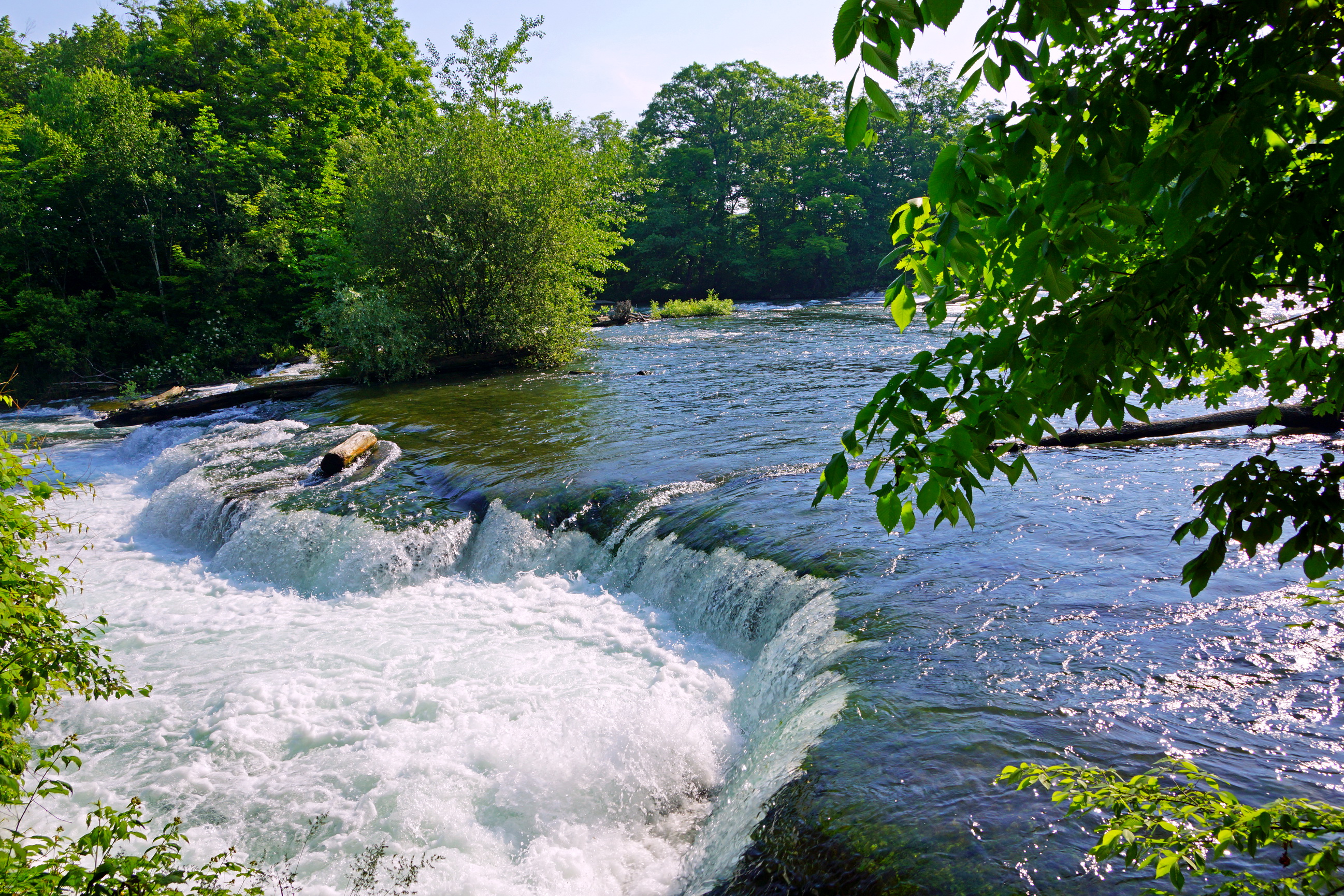 Скачать картинку Река, Водопад, Земля/природа в телефон бесплатно.