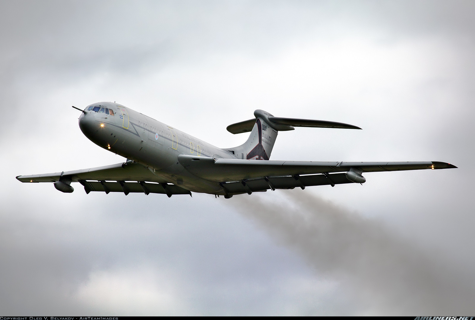 Download mobile wallpaper Vickers Vc10, Aircraft, Airplane, Vehicles for free.