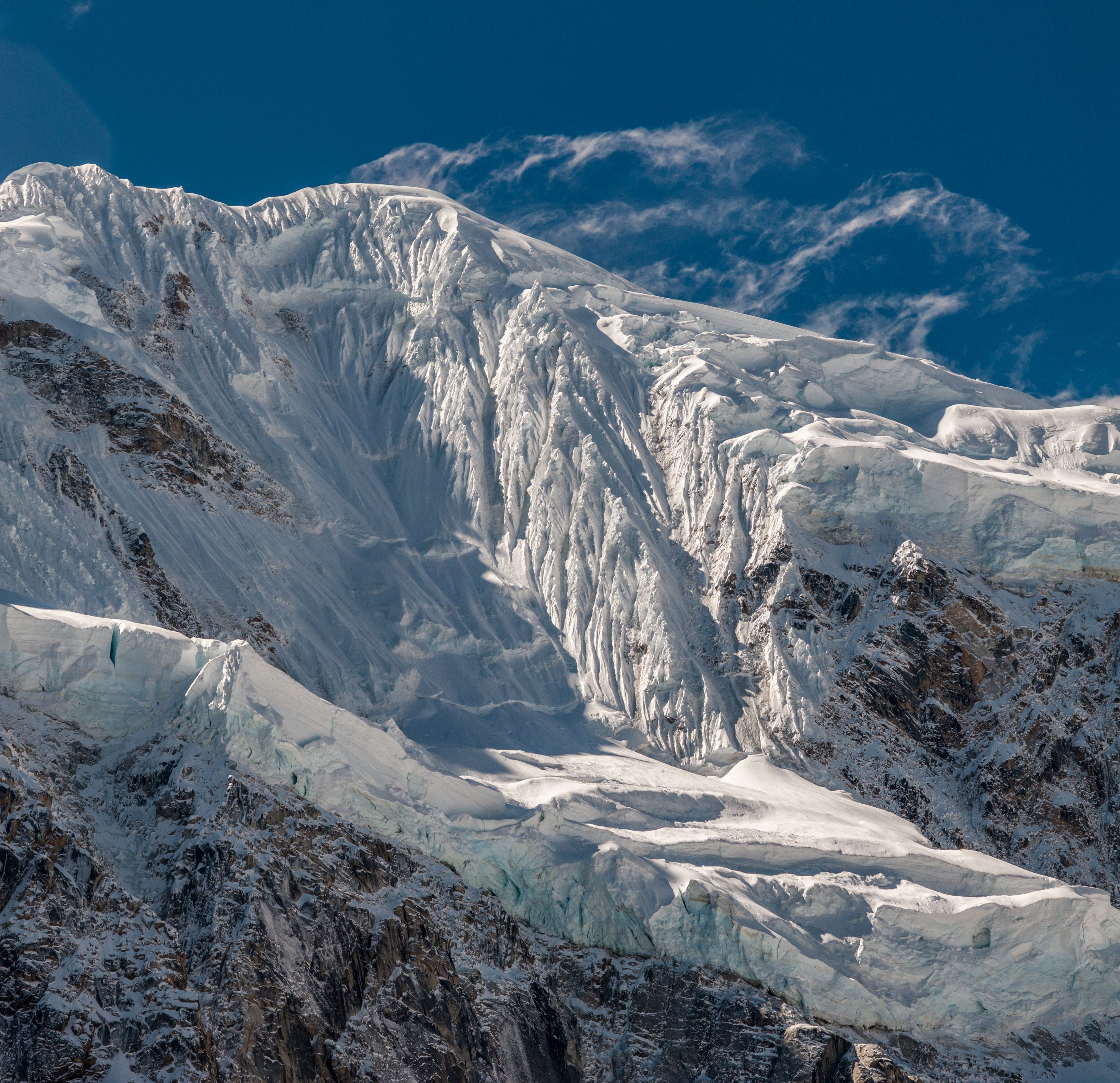 Скачать обои бесплатно Гора, Вершина, Склон, Снег, Лед, Природа картинка на рабочий стол ПК