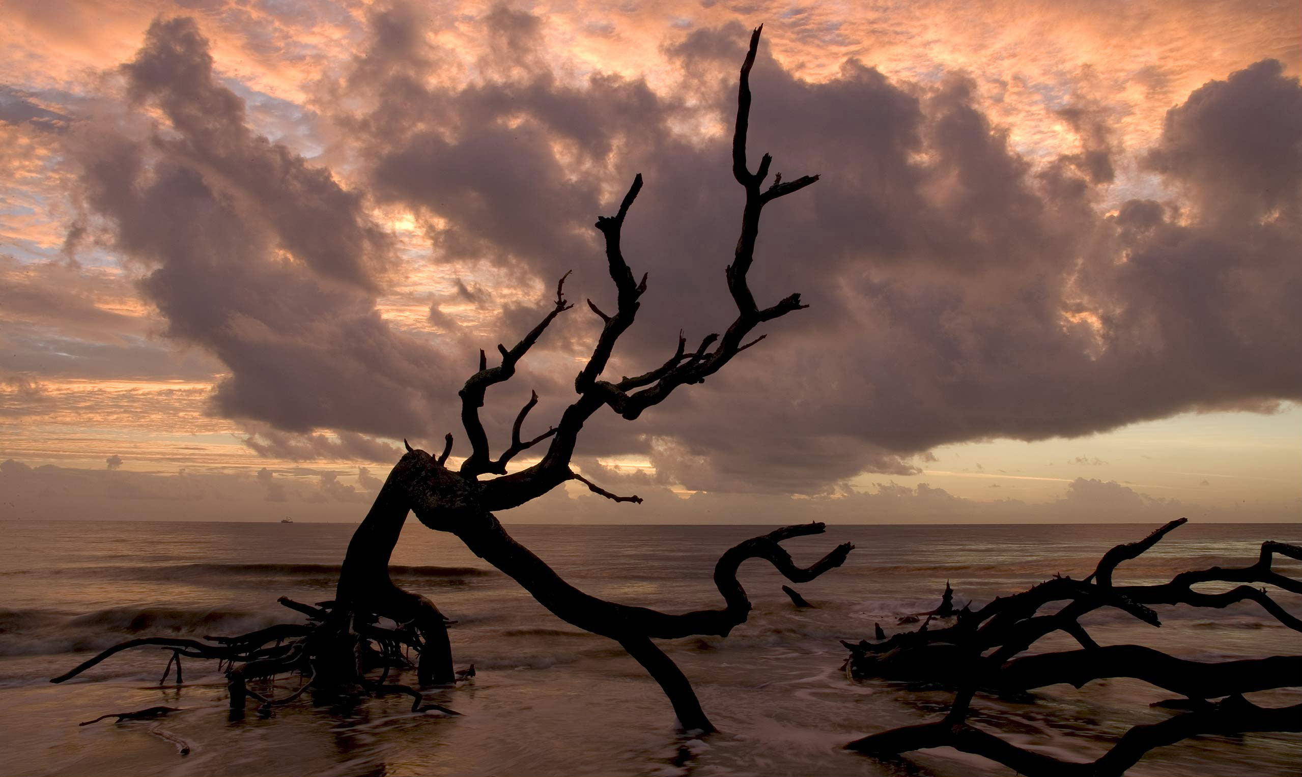 168905 Bildschirmschoner und Hintergrundbilder Strand auf Ihrem Telefon. Laden Sie  Bilder kostenlos herunter