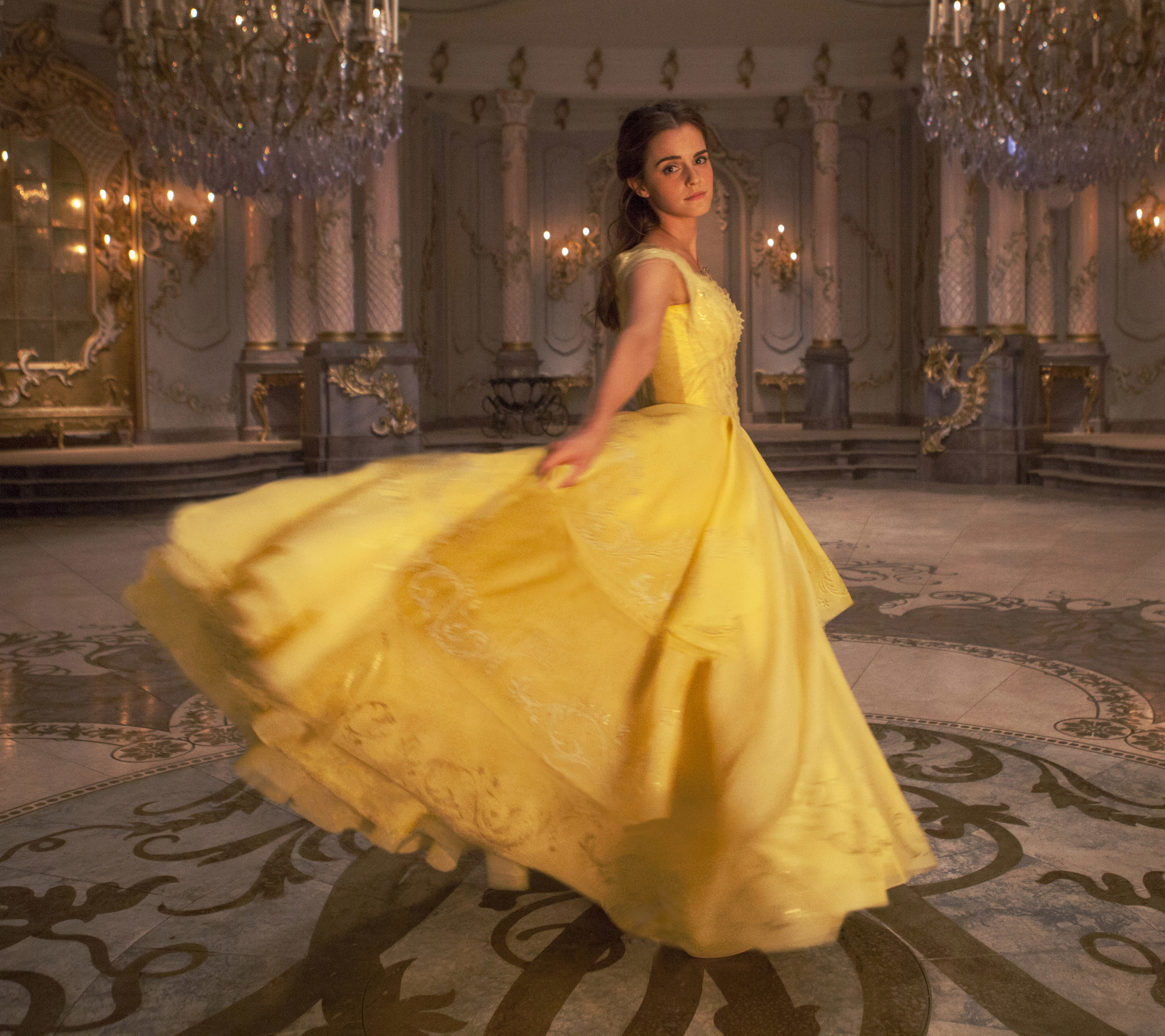 Free download wallpaper Emma Watson, Yellow Dress, Movie, Belle (Beauty And The Beast), Beauty And The Beast (2017), Ballroom on your PC desktop