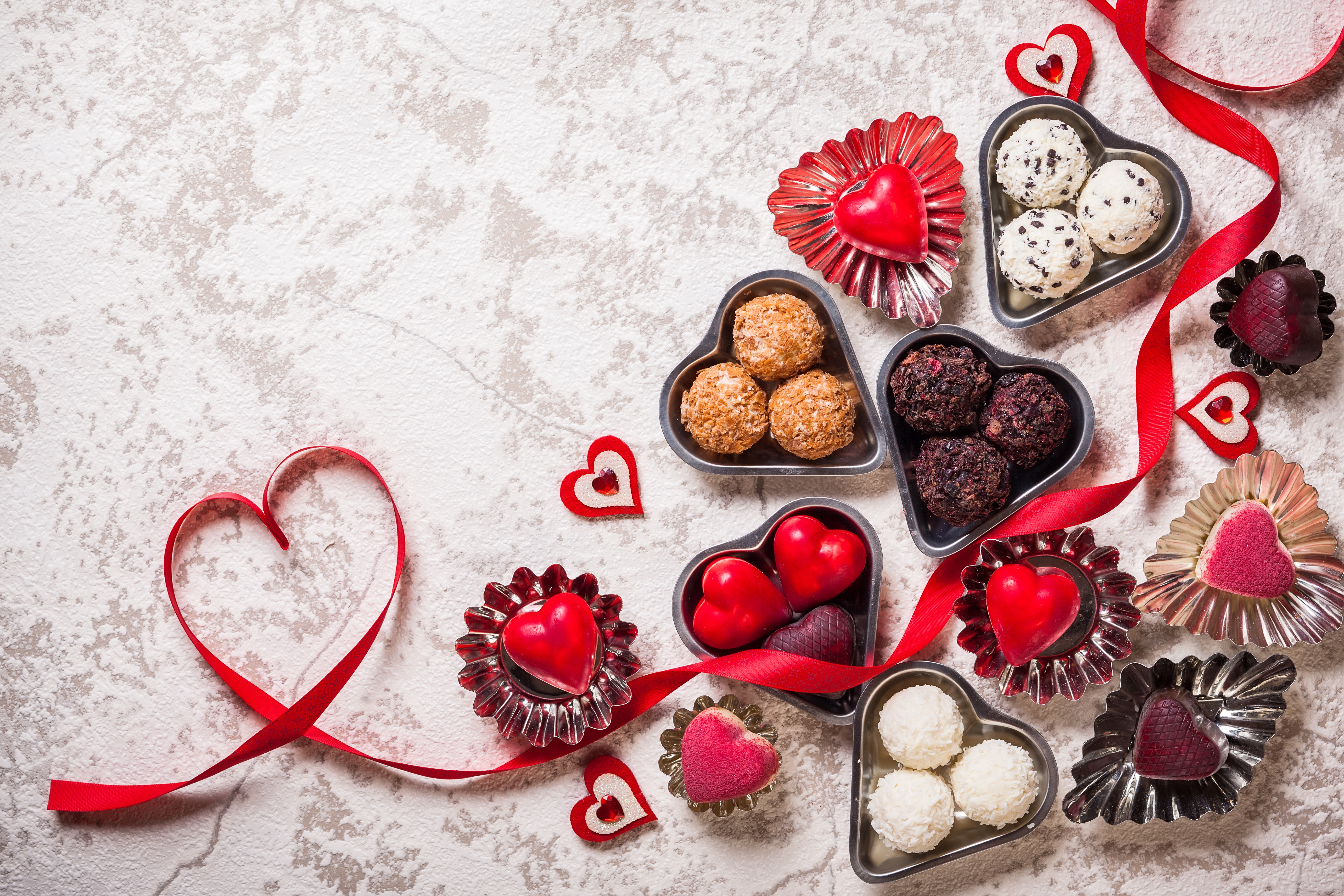 Download mobile wallpaper Valentine's Day, Chocolate, Holiday, Heart, Ribbon, Candy for free.