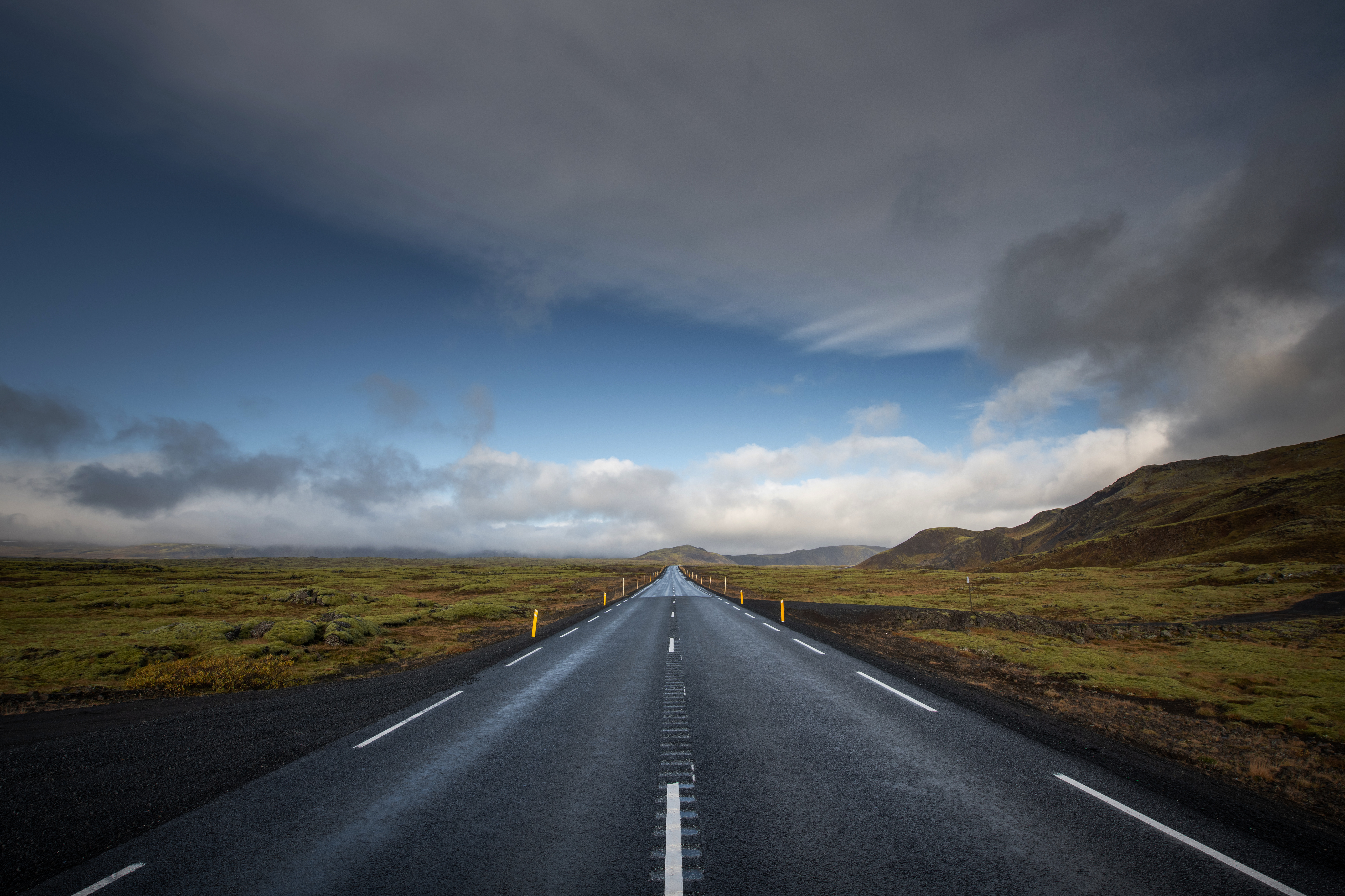 Téléchargez des papiers peints mobile Route, Islande, Construction Humaine gratuitement.
