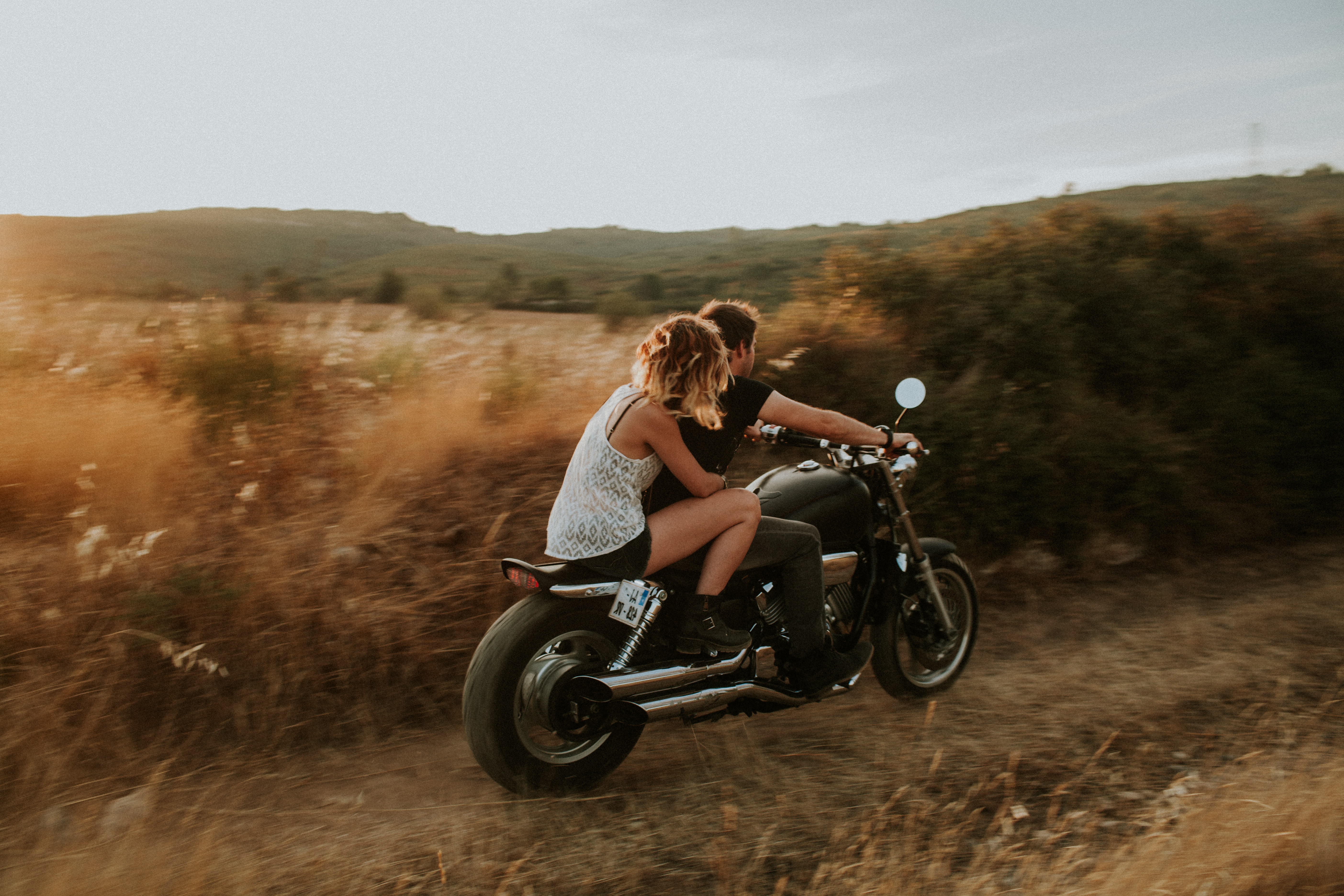 Free download wallpaper Pair, Speed, Couple, Motorcycle, Love on your PC desktop