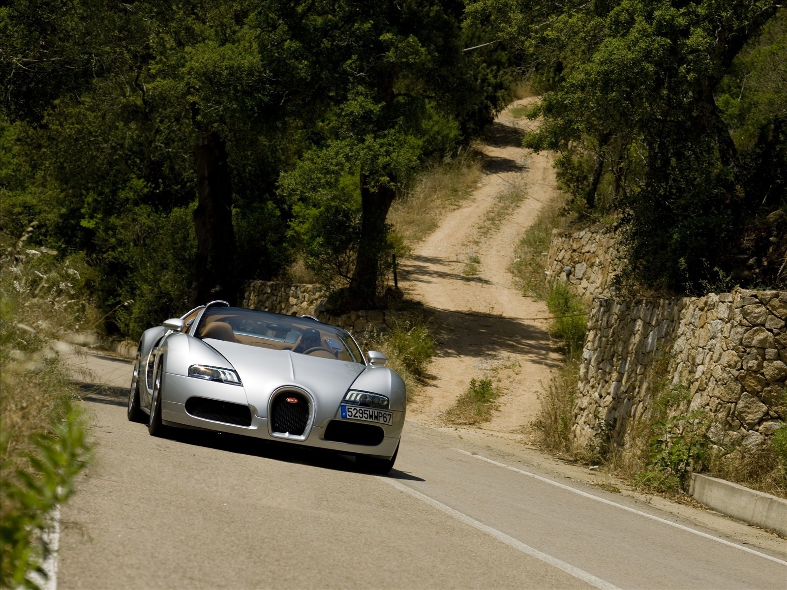 Laden Sie das Transport, Roads, Auto, Bugatti-Bild kostenlos auf Ihren PC-Desktop herunter