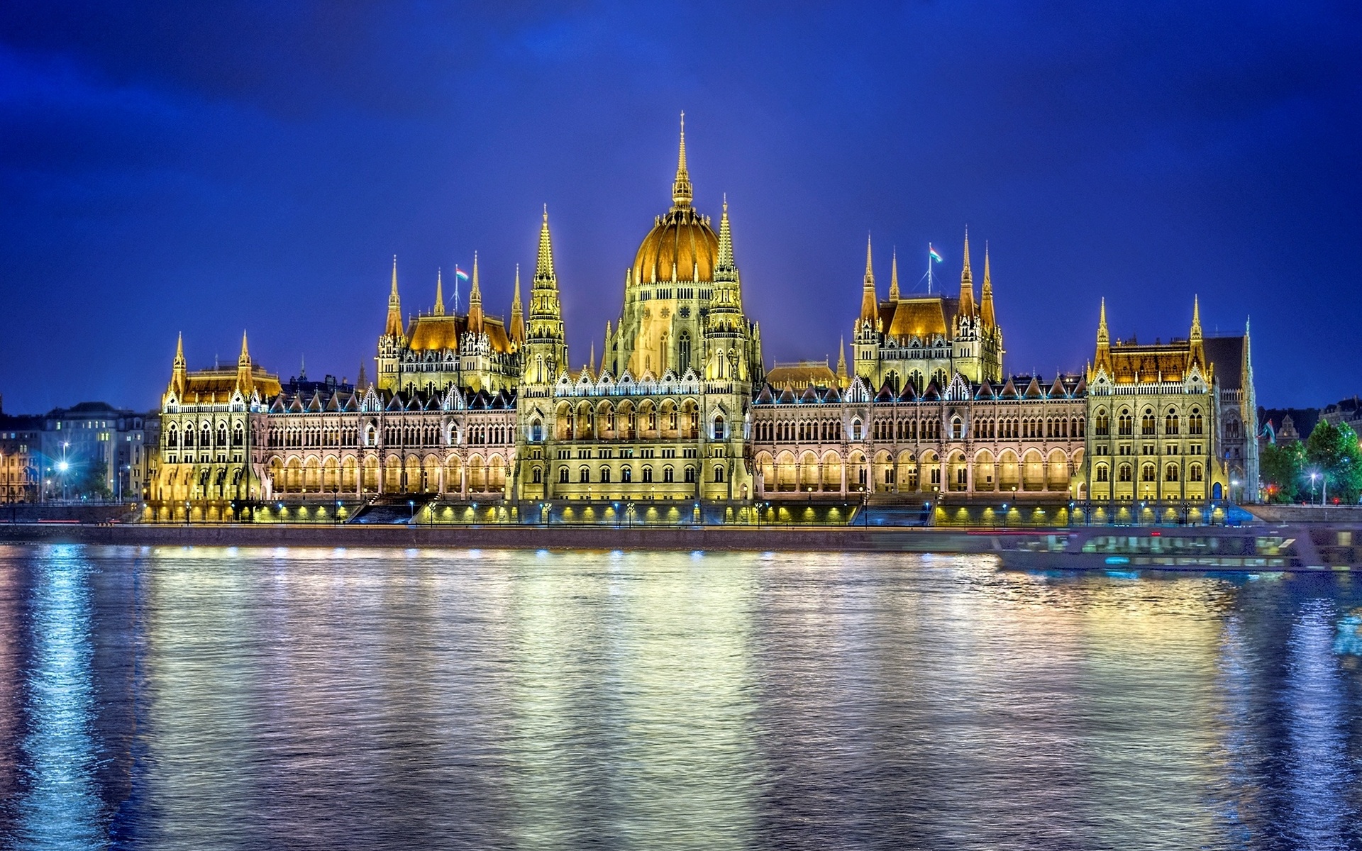 294087 descargar fondo de pantalla hecho por el hombre, parlamento de budapest, monumentos: protectores de pantalla e imágenes gratis