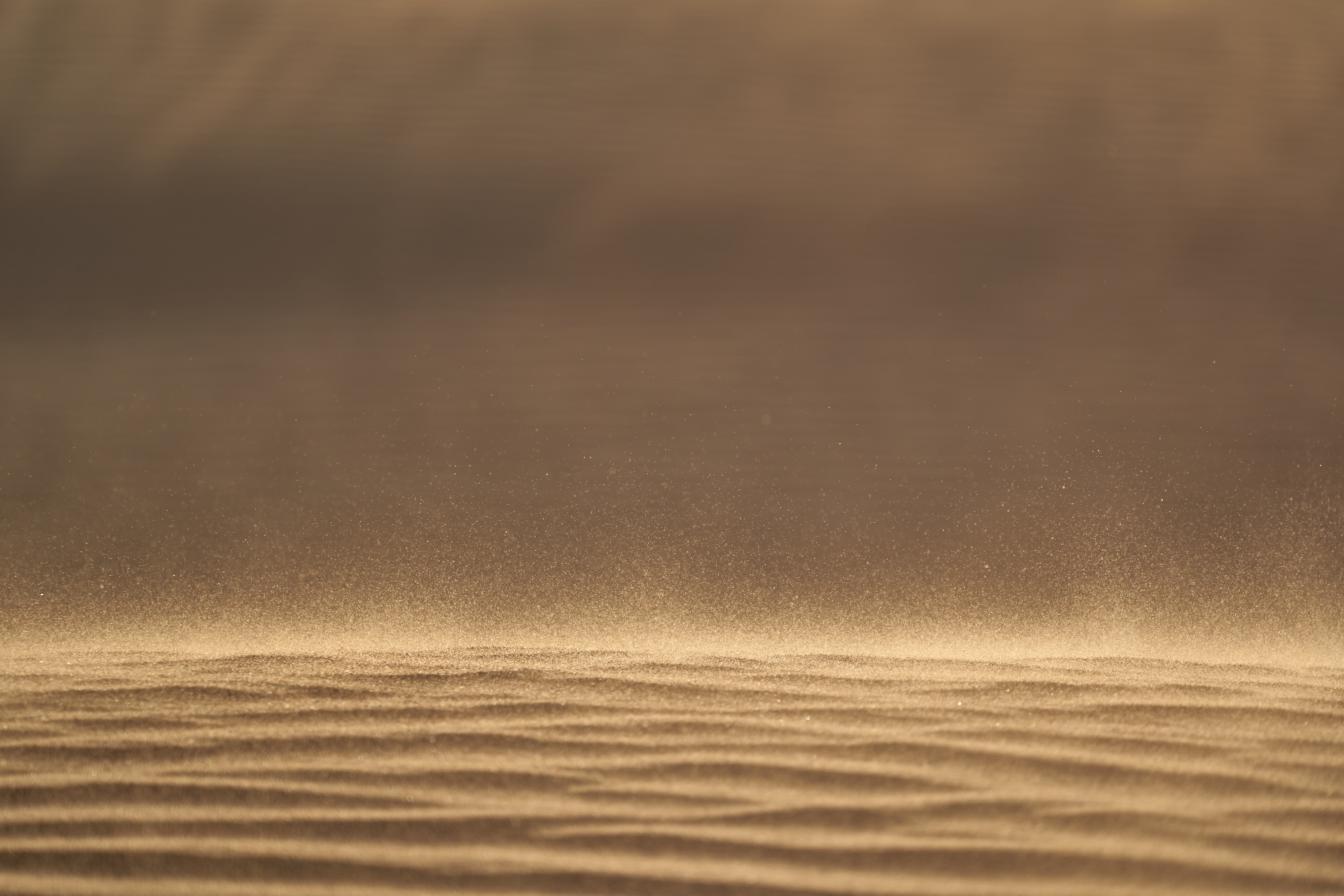 Скачать картинку Пыль, Песок, Пустыня, Природа в телефон бесплатно.