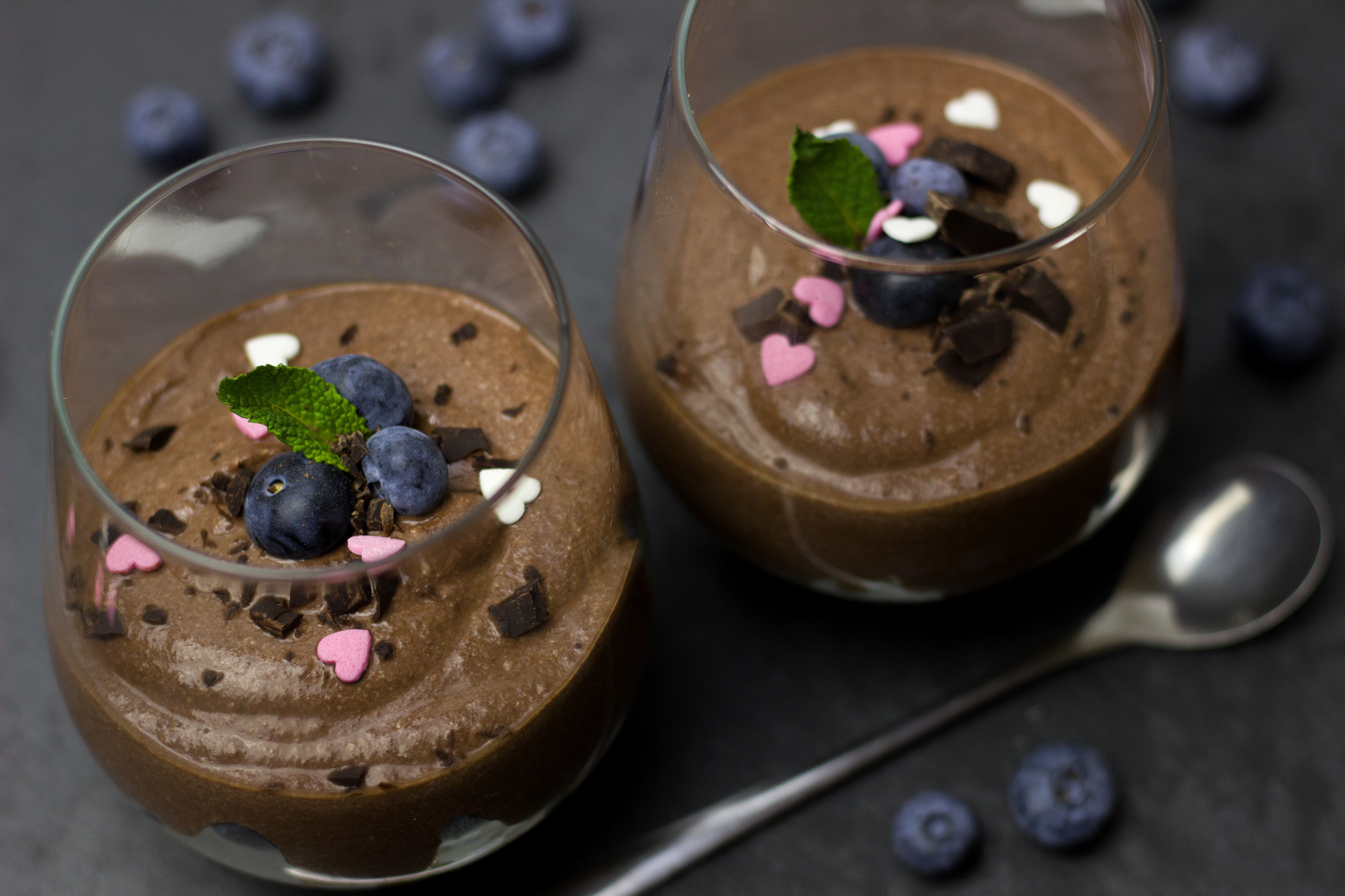 Download mobile wallpaper Bilberries, Chocolate, Food, Desert for free.