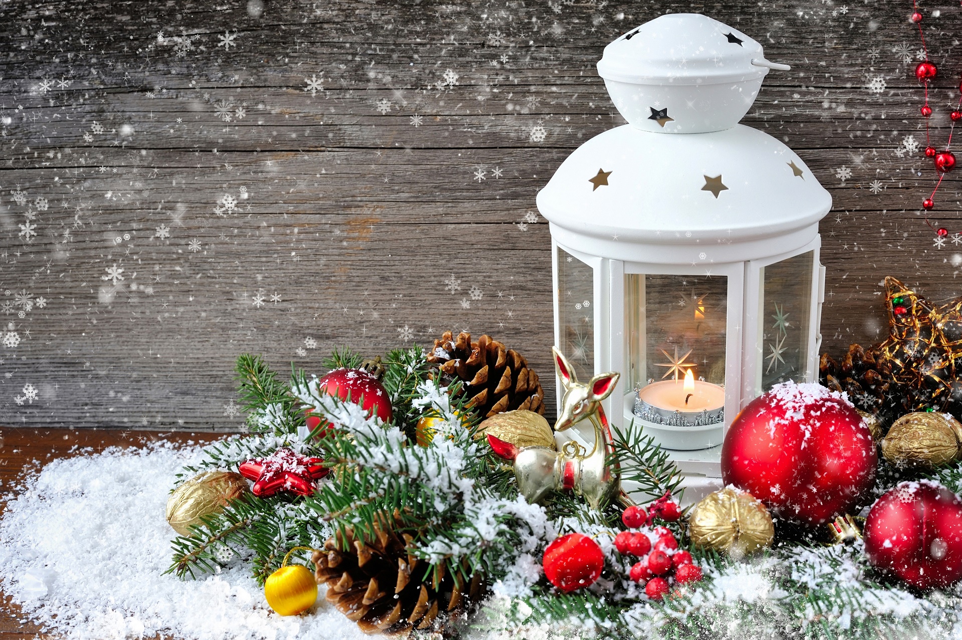 Download mobile wallpaper Christmas, Holiday, Lantern, Candle, Christmas Ornaments for free.