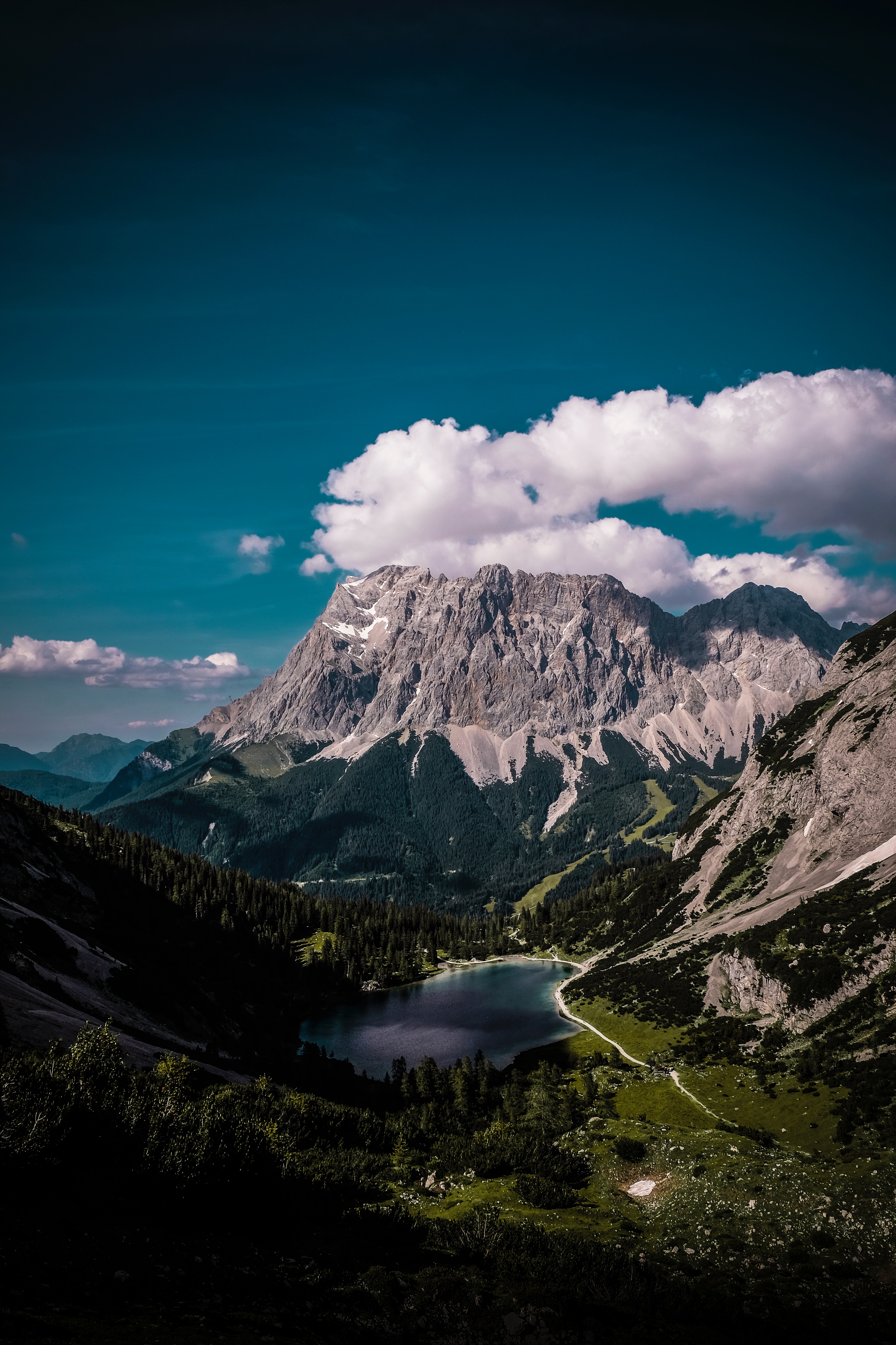 154812 скачать картинку горы, вершина, облака, вид сверху, природа, австрия, озеро, эрвальд - обои и заставки бесплатно
